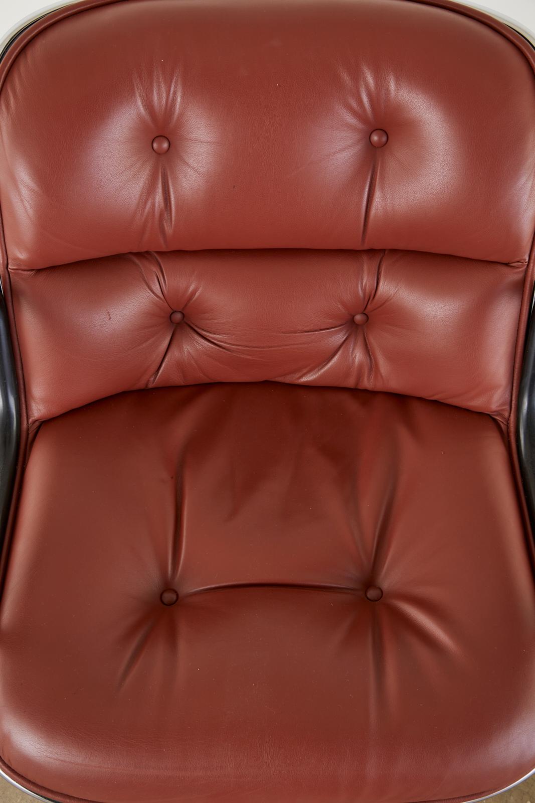 Set of Four Charles Pollock for Knoll Leather Executive Desk Chairs 2