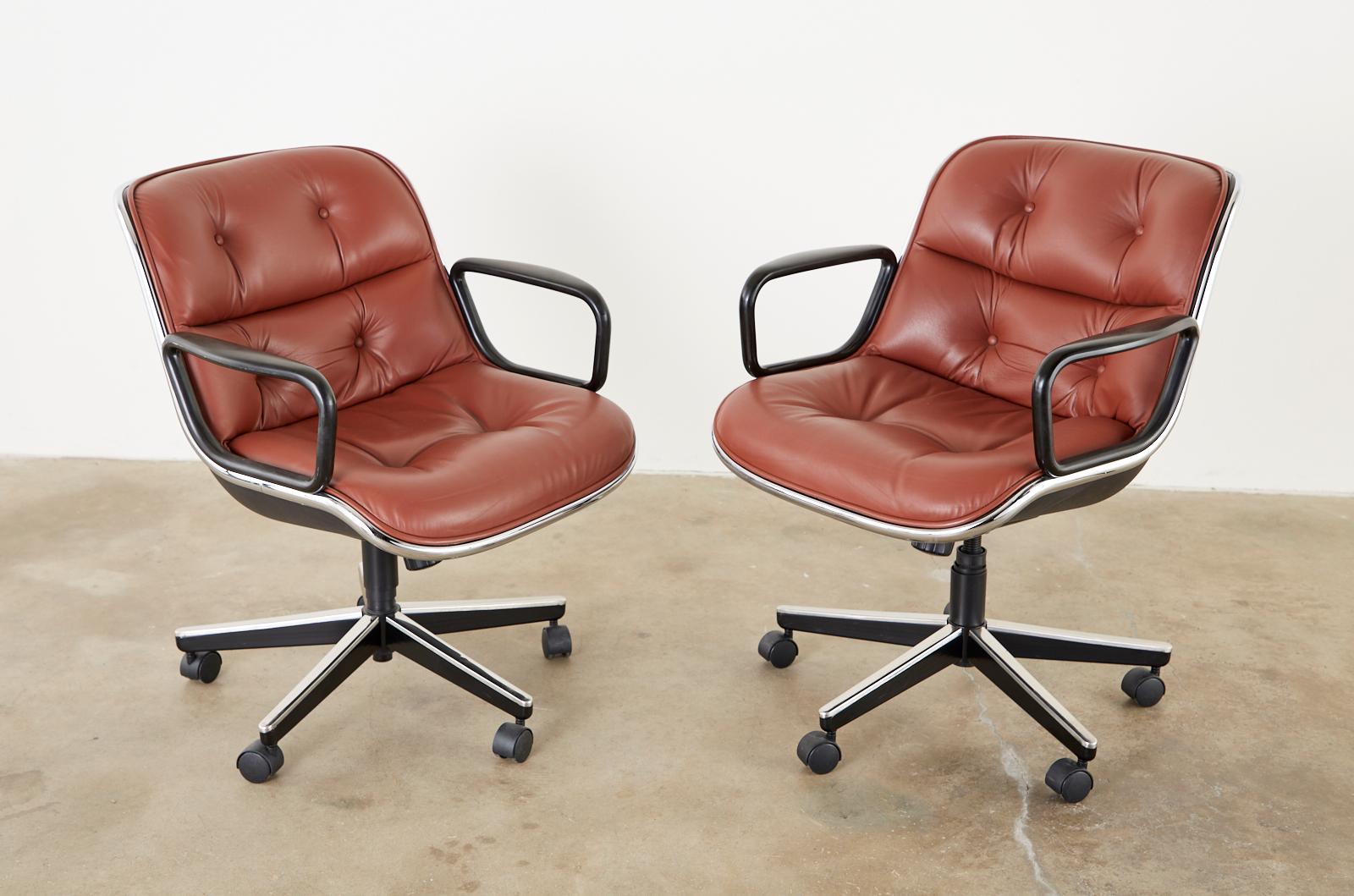 Set of Four Charles Pollock for Knoll Leather Executive Desk Chairs In Good Condition In Rio Vista, CA
