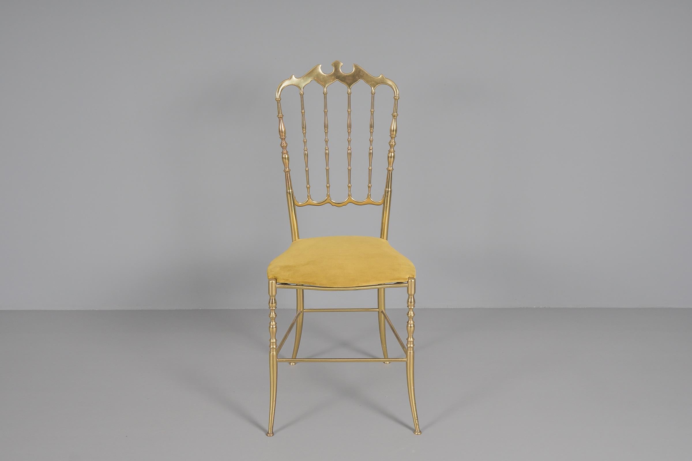 Ensemble de quatre chaises Chiavari, années 1960, Italie en vente 4