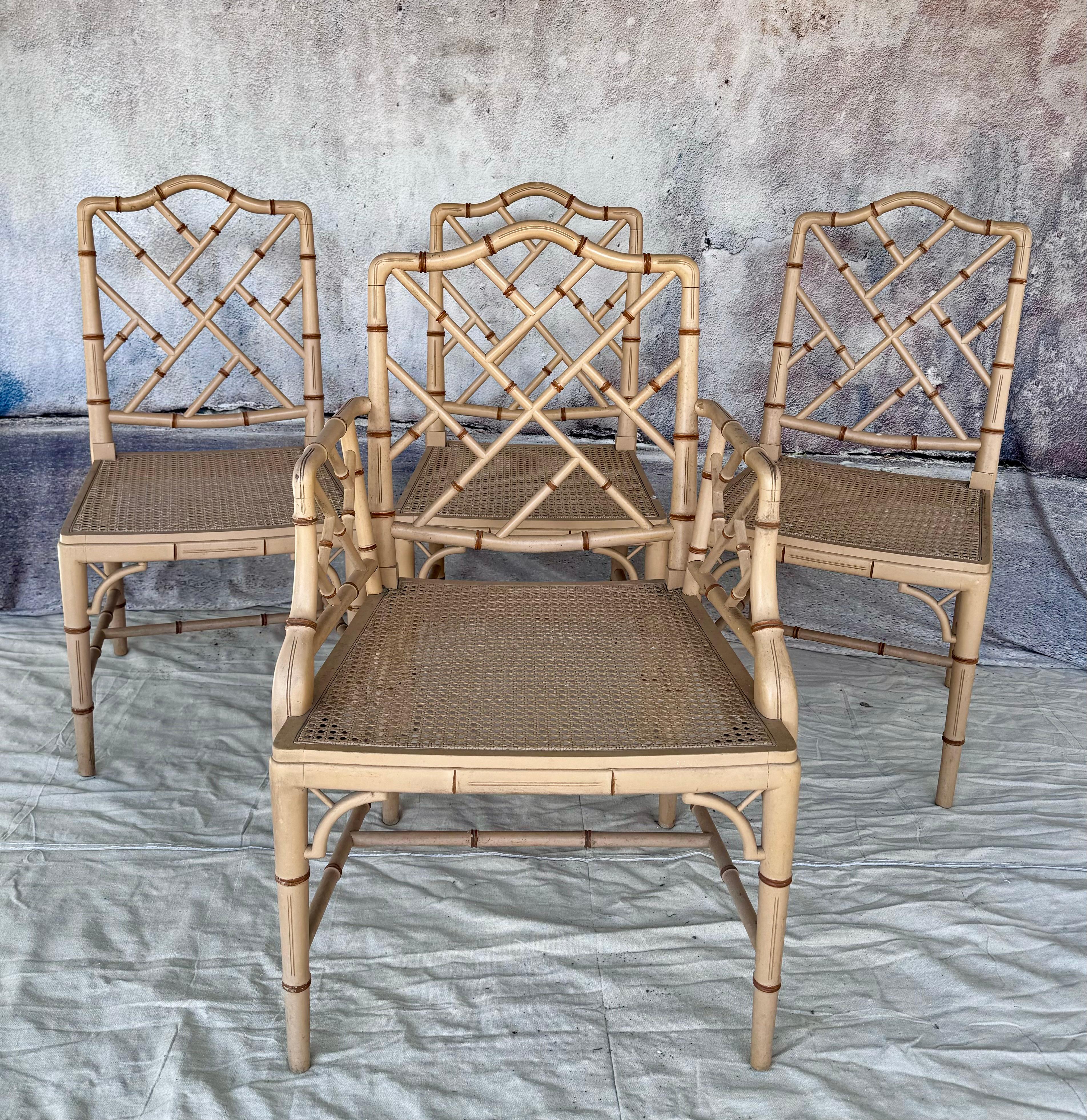 Set di quattro sedie cinesi Chippendale in finto bambù in vendita 5