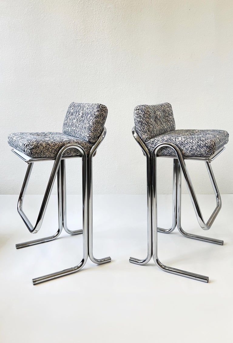 Set of Four Chrome and Fabric Barstool by Jerry Johnson In Good Condition In Palm Springs, CA