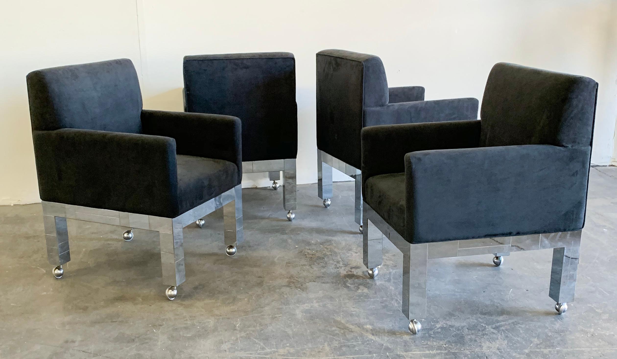 Américain Ensemble de quatre chaises urbaines chromées en forme de paysage par Paul Evans pour Directional en vente