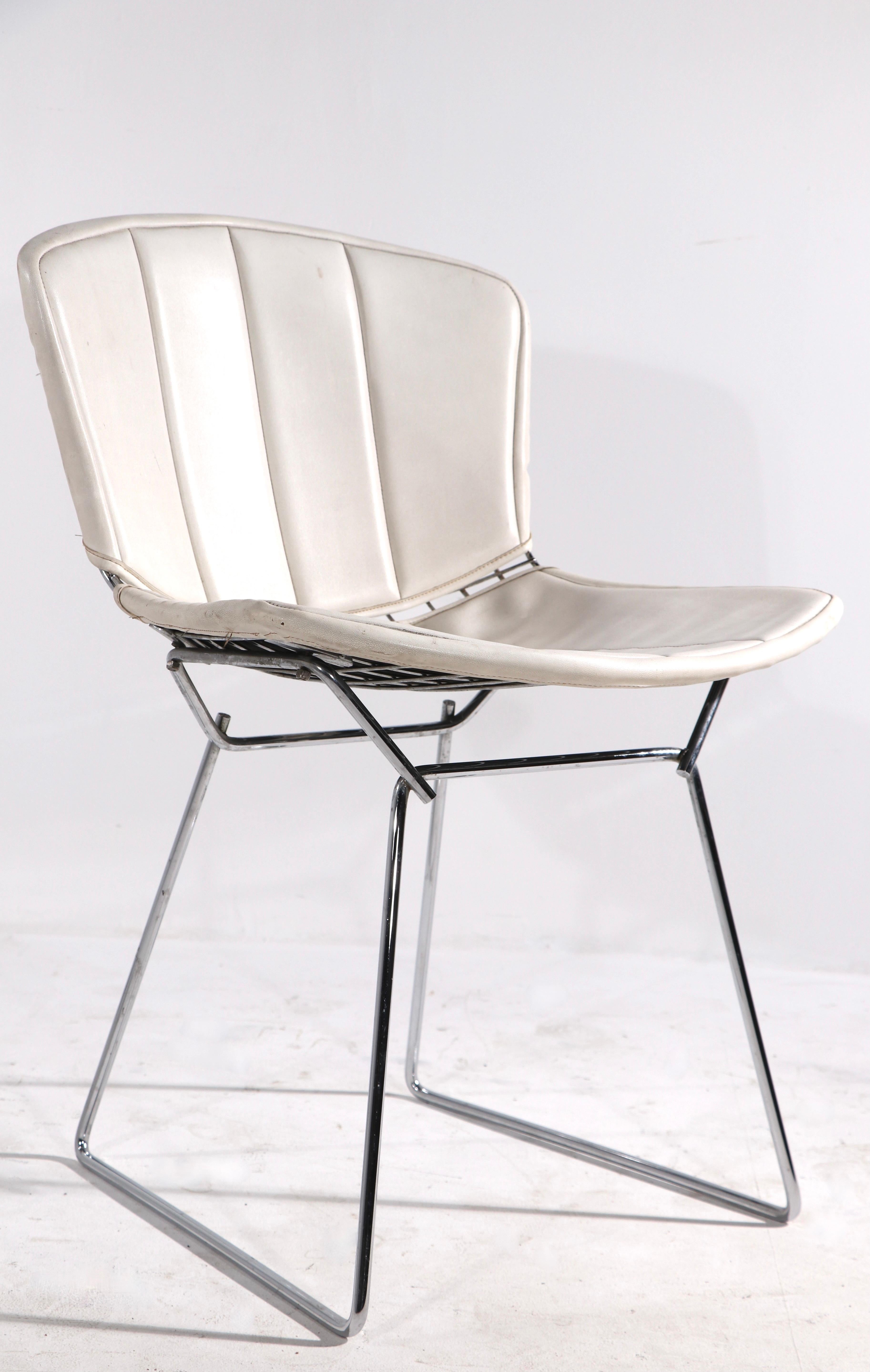 American Set of Four Chrome Dining Chairs by Bertoia for Knoll For Sale
