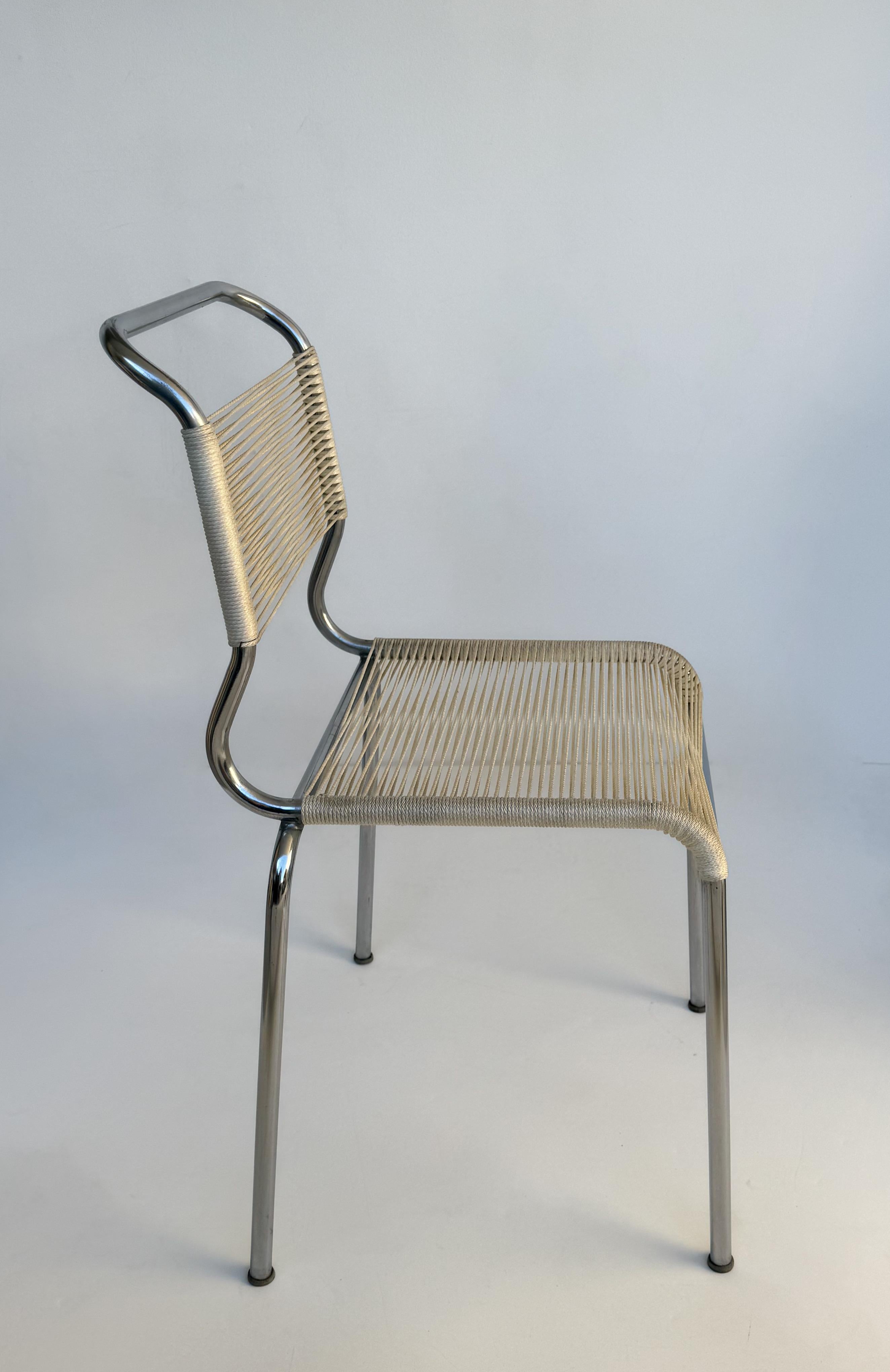 Américain Ensemble de quatre chaises à cordes chromées par Andre Dupre pour Knoll international en vente