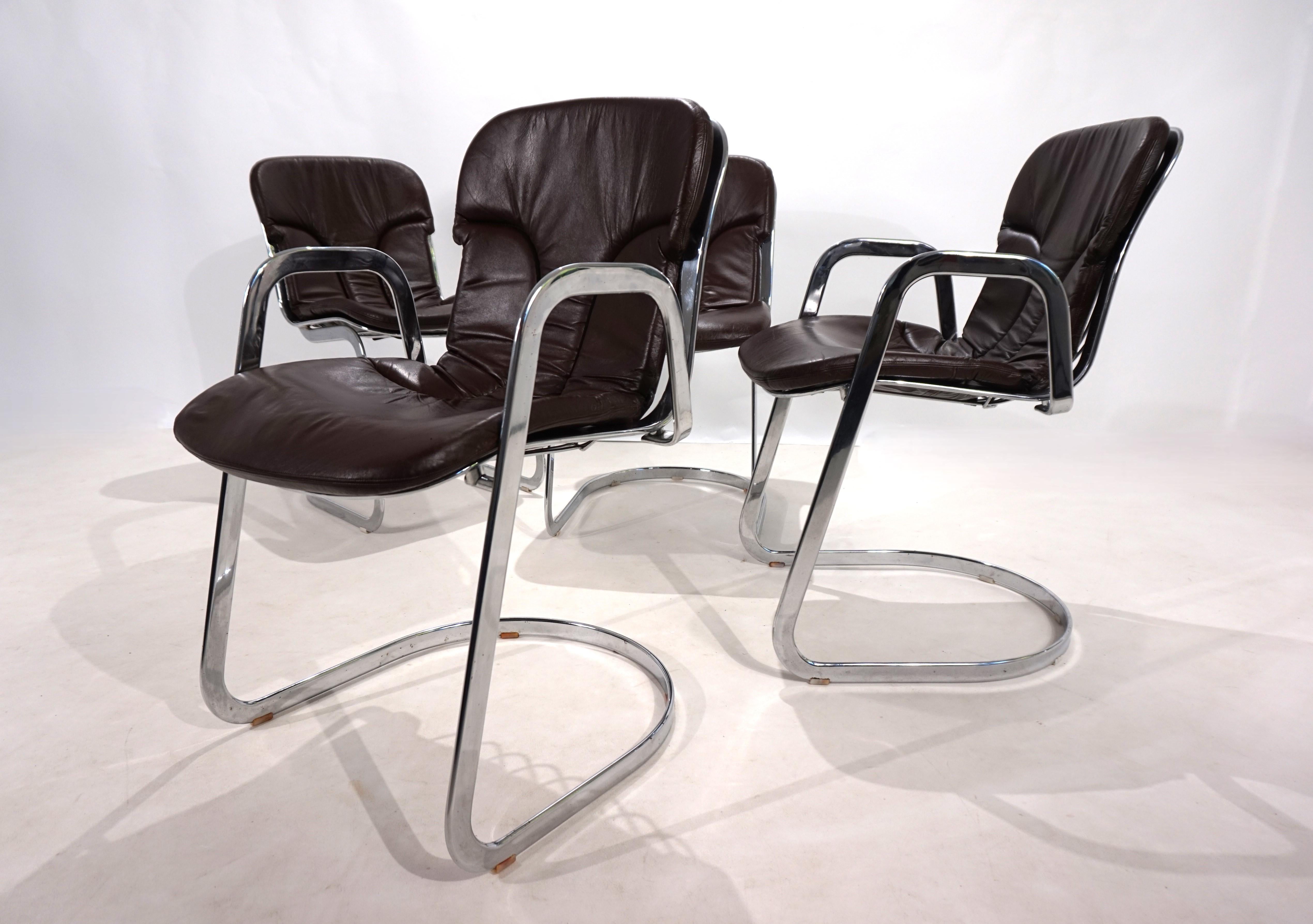 Satz von vier Cidue Leder-Chrom-Freischwingern von Willy Rizzo, 1970 (Moderne der Mitte des Jahrhunderts) im Angebot