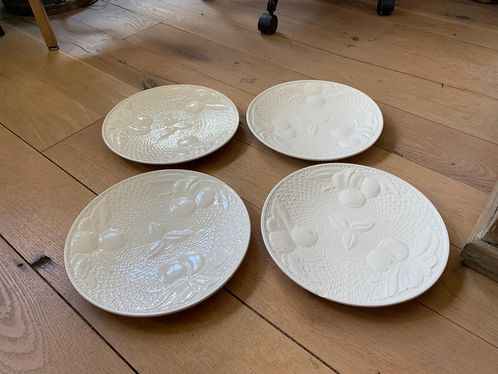 Set of Four circa 1950s White Ceramic Embossed Fruit Plates by Ed Langbein In Fair Condition In Atlanta, GA