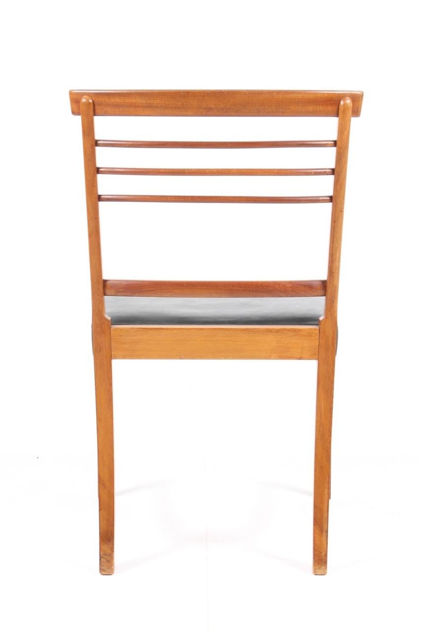 Mahogany Set of Four Classic Side chairs by Ole Wanscher For Sale