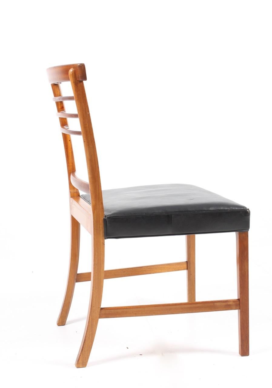 Set of Four Classic Side chairs by Ole Wanscher 2