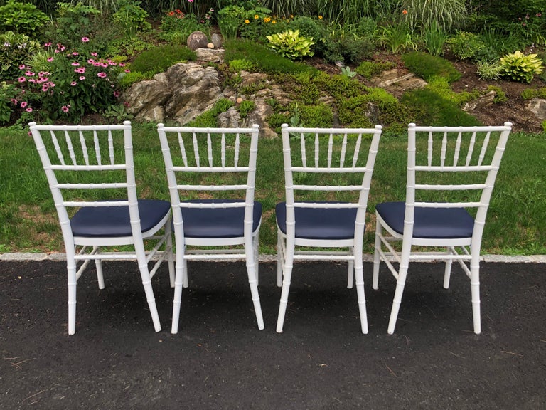 Set of Four Classic White Wooden Chiavari Chairs with Navy Seats For Sale 5
