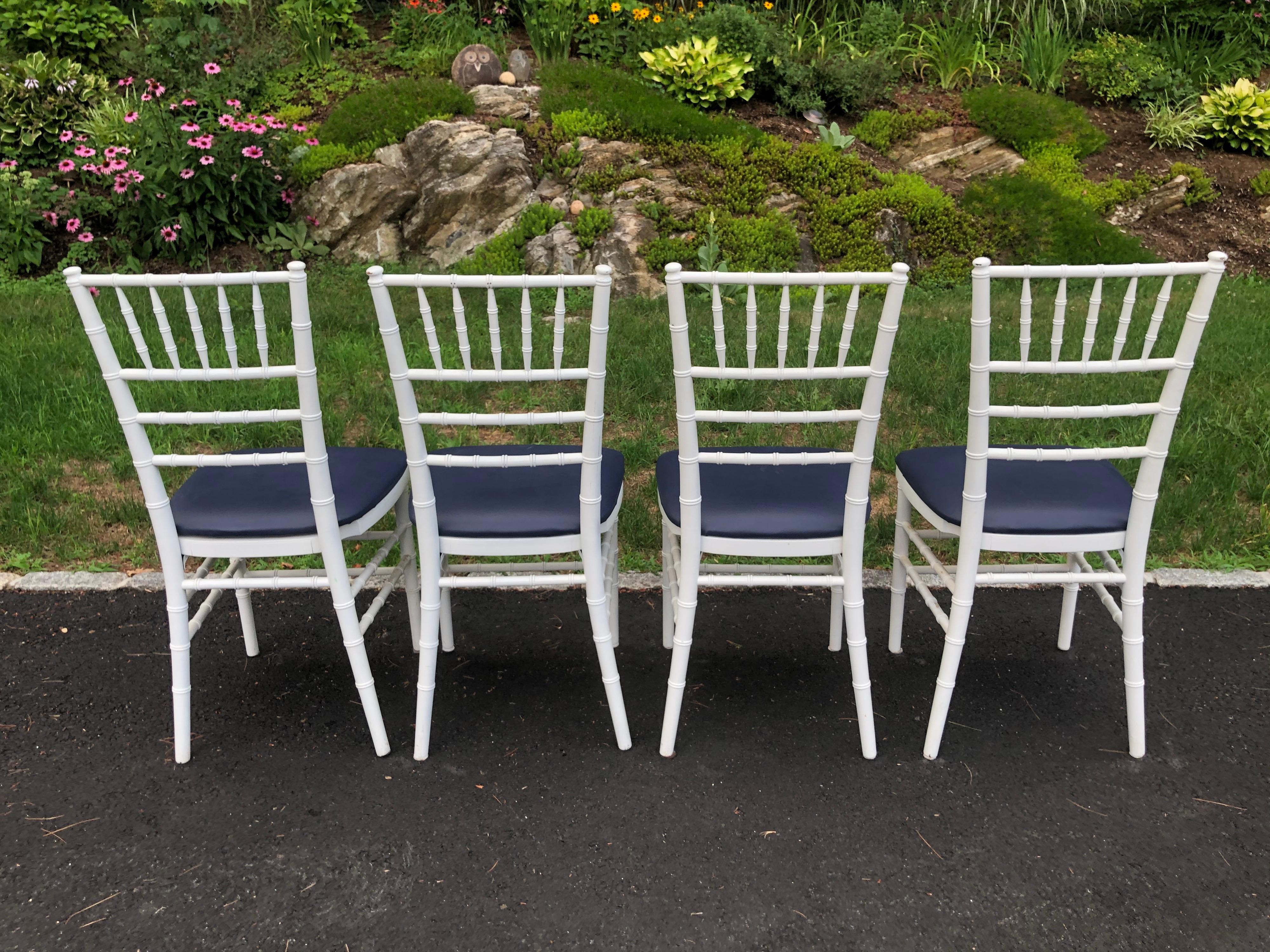 Set of Four Classic White Wooden Chiavari Chairs with Navy Seats For Sale 6