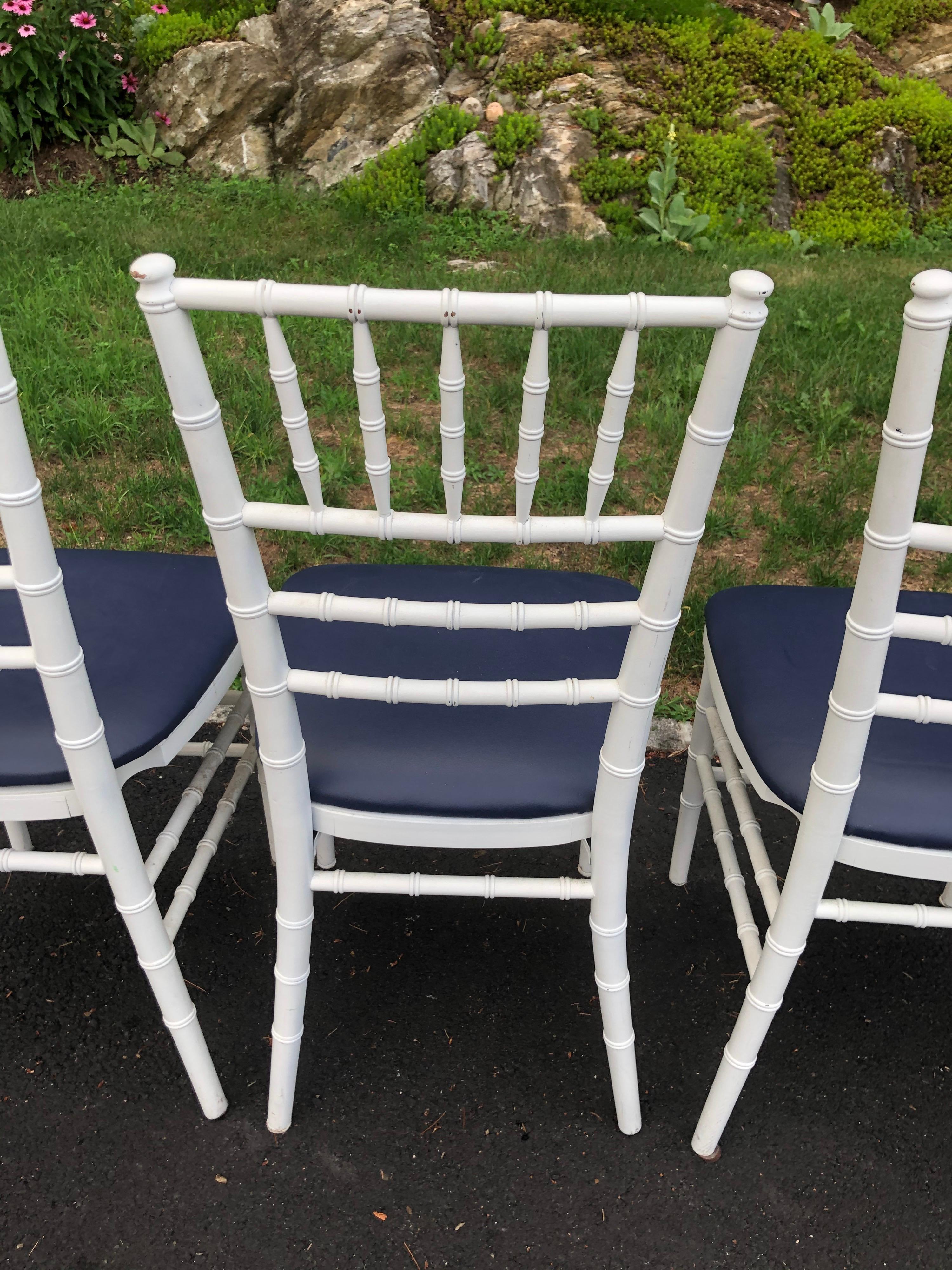 Set of Four Classic White Wooden Chiavari Chairs with Navy Seats For Sale 8