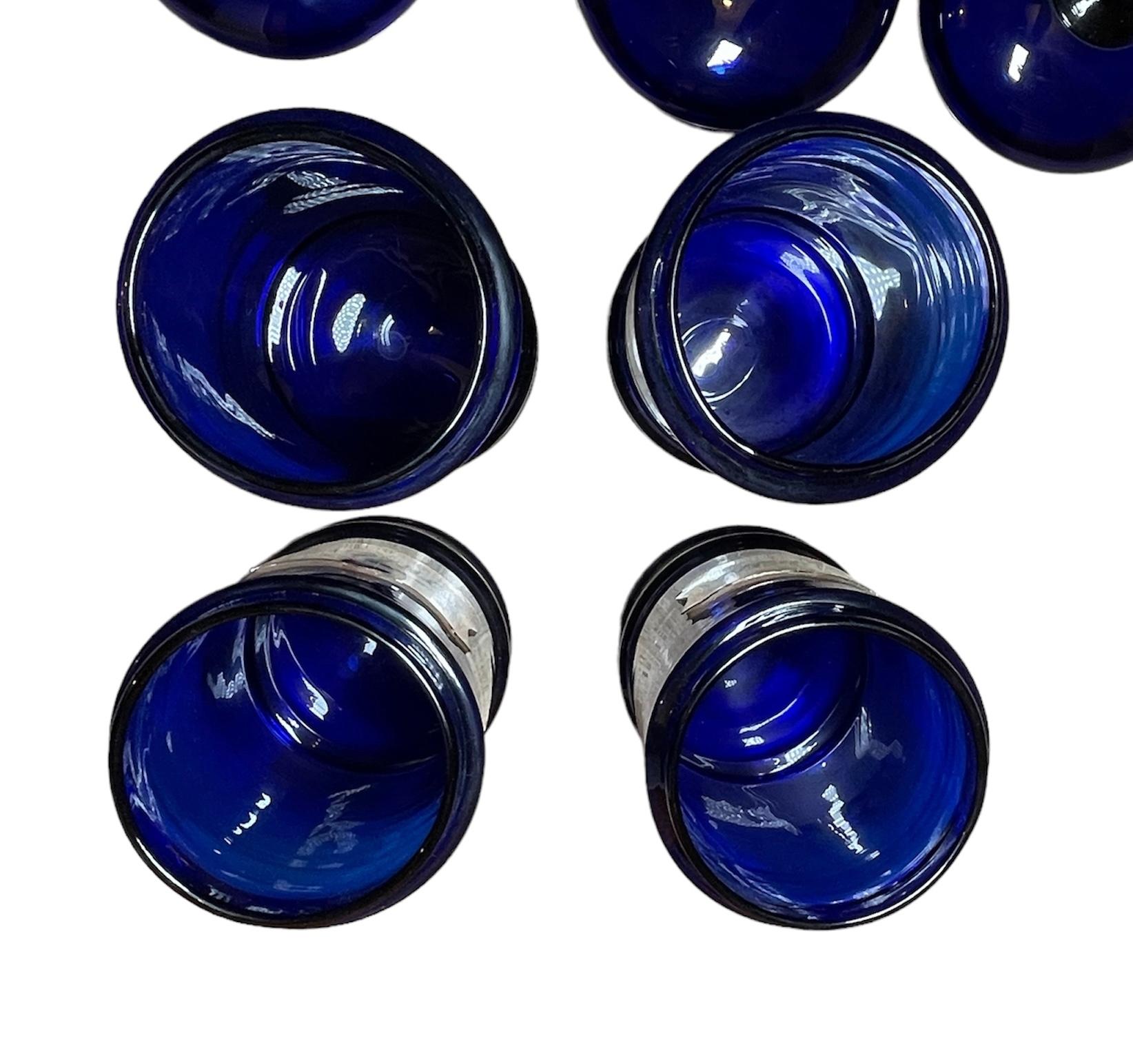 Set von vier kobaltblauen Glas-Apothekergefäßen im Angebot 7