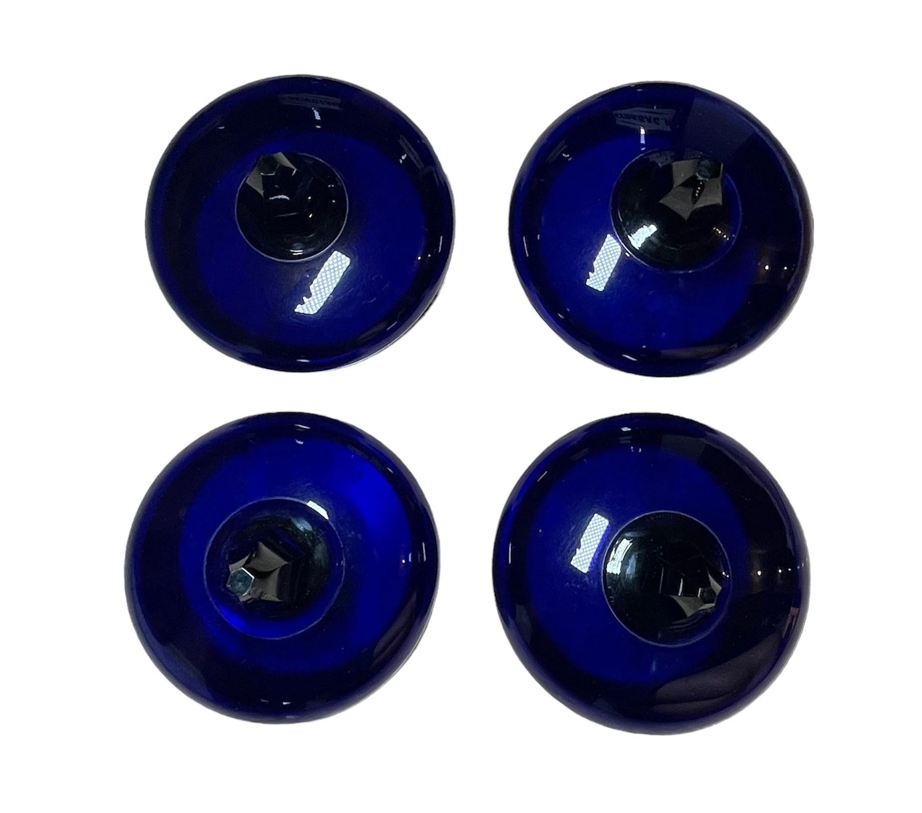 Set von vier kobaltblauen Glas-Apothekergefäßen im Angebot 9