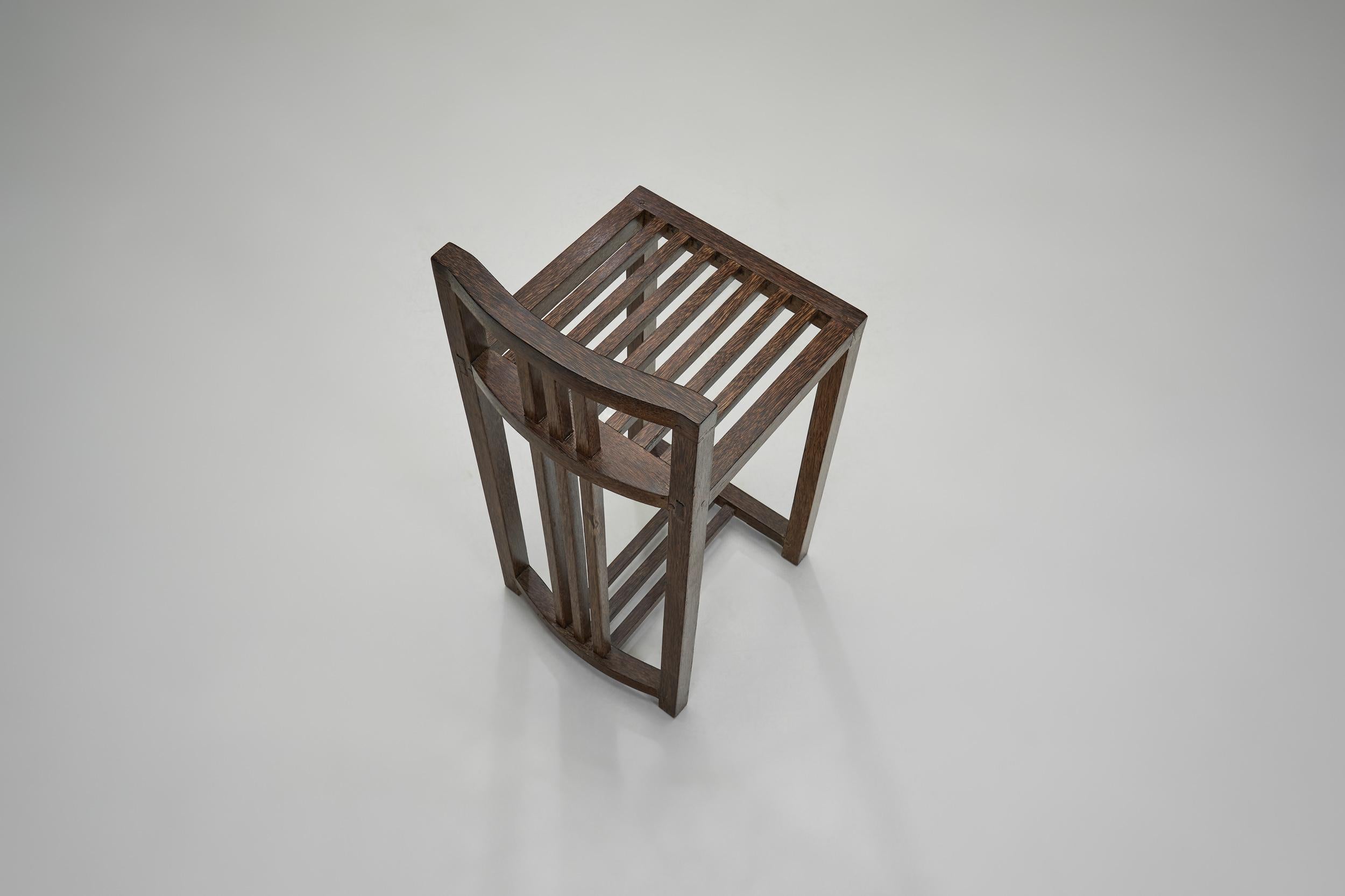 Set of Four Coconut Wood Bar Stools, Europe Late 20th Century For Sale 1