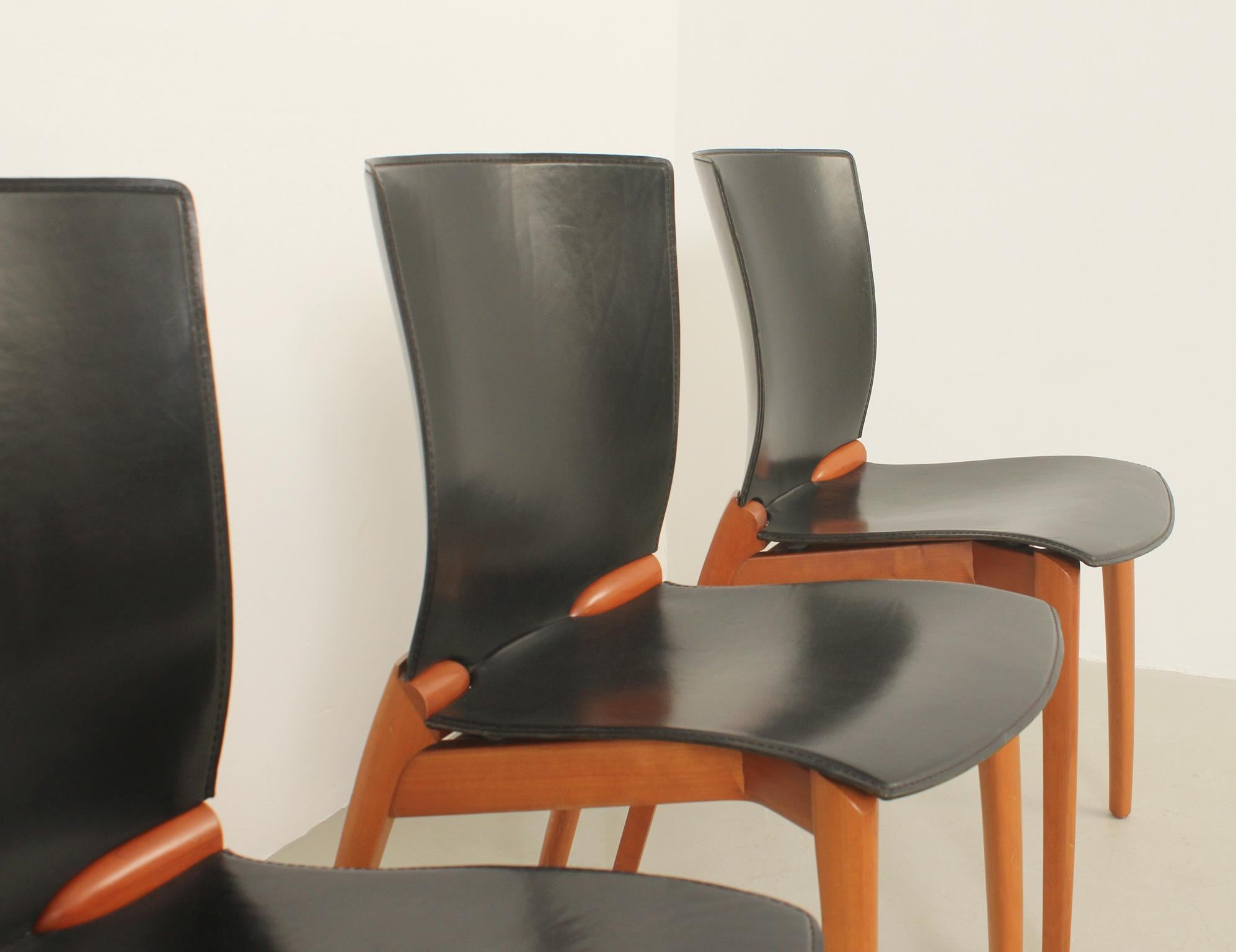 Postmoderne Ensemble de quatre chaises Cos par Josep Lluscà pour Cassina, Italie, 1994