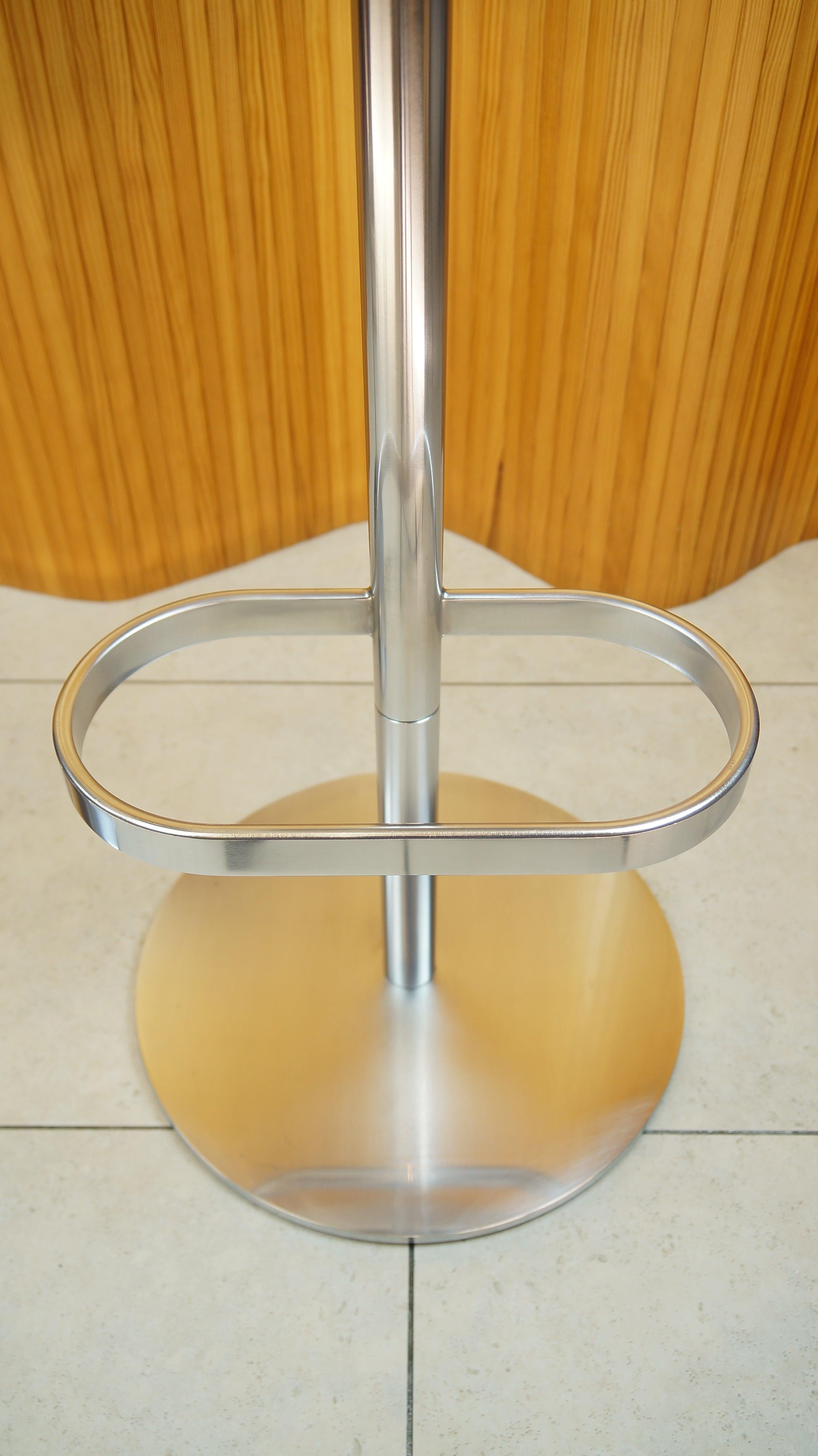 Set of Four Cream Leather Walter Knoll Turtle Bar/Counter Stools, Pearson, Lloyd 7