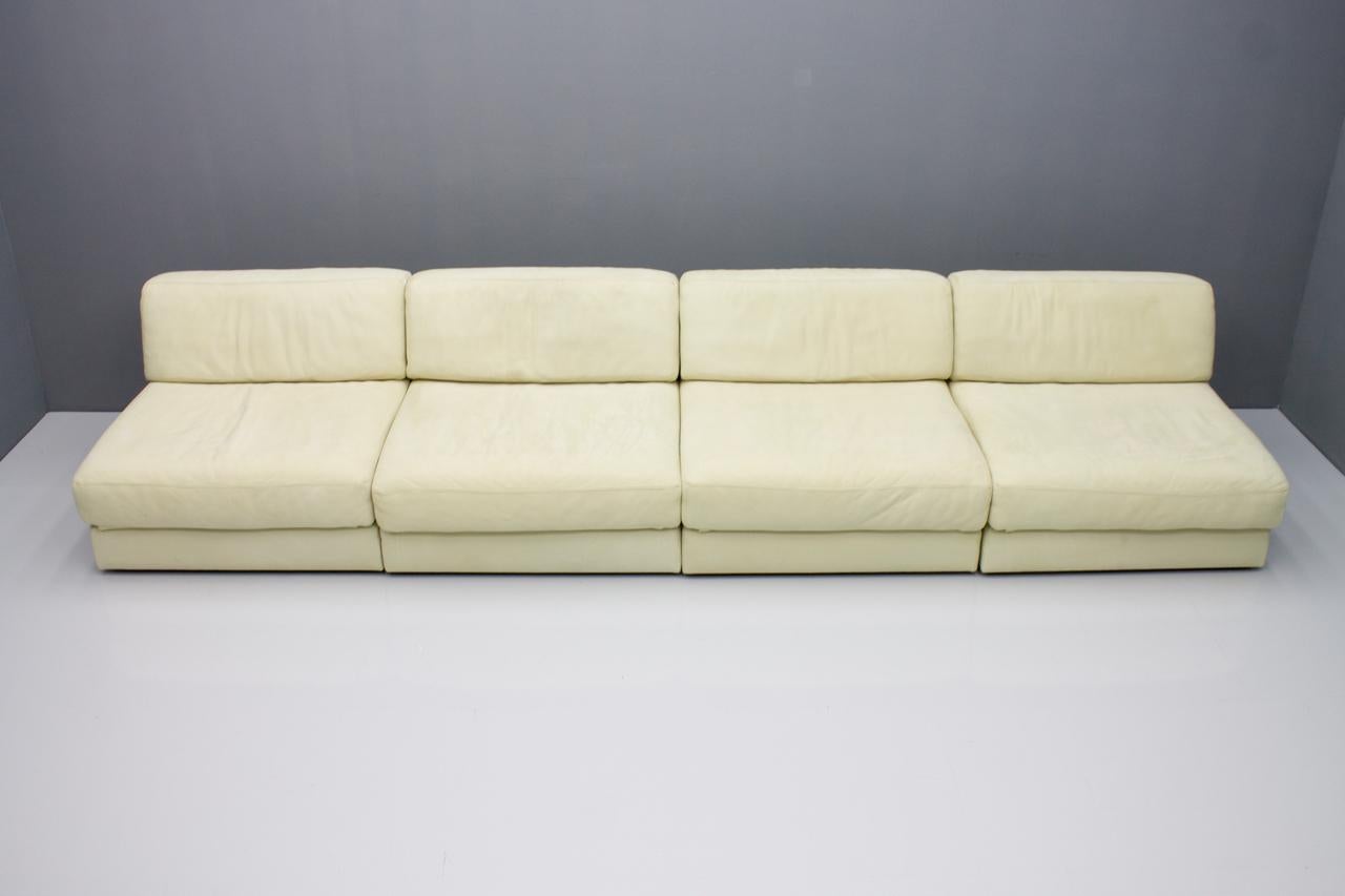 Set of Four Cream White Leather Modular Sofa Elements DS 76 De Sede, Switzerland 3