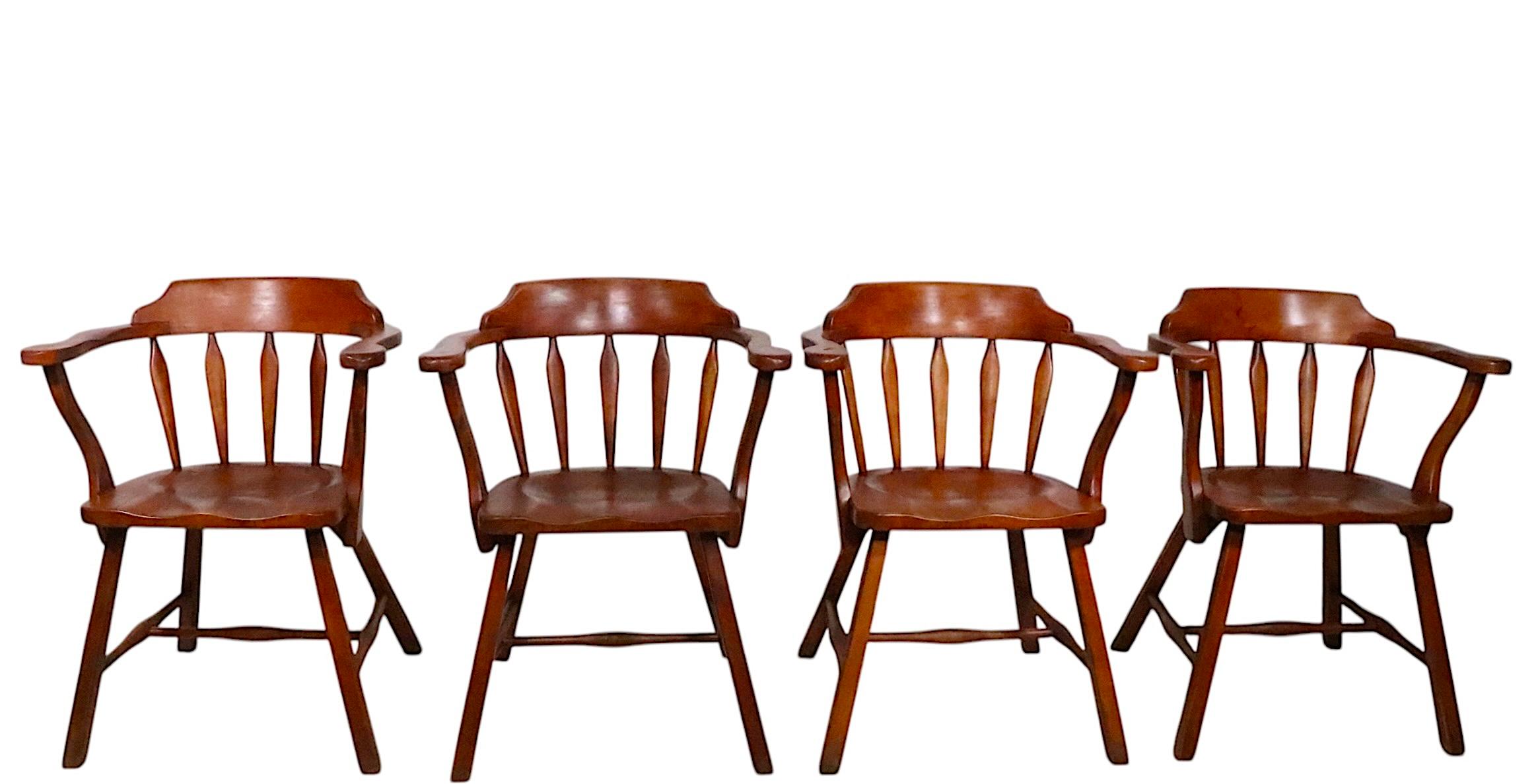 Americano Set di quattro sedie da capitano Cushman Colonial Creation modello 5141A in vendita