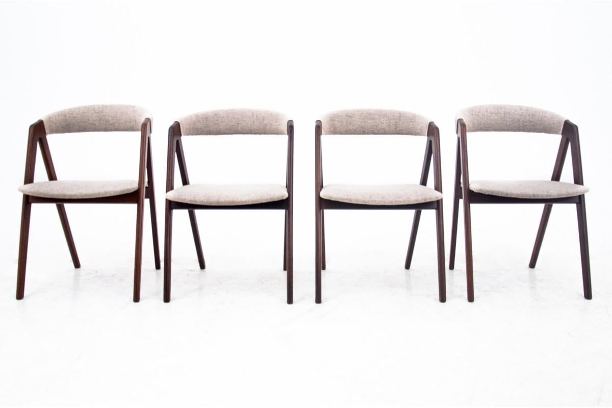 Ensemble de quatre chaises de design danoises, Farstrup Mobler, Danemark, 1960 en vente 6