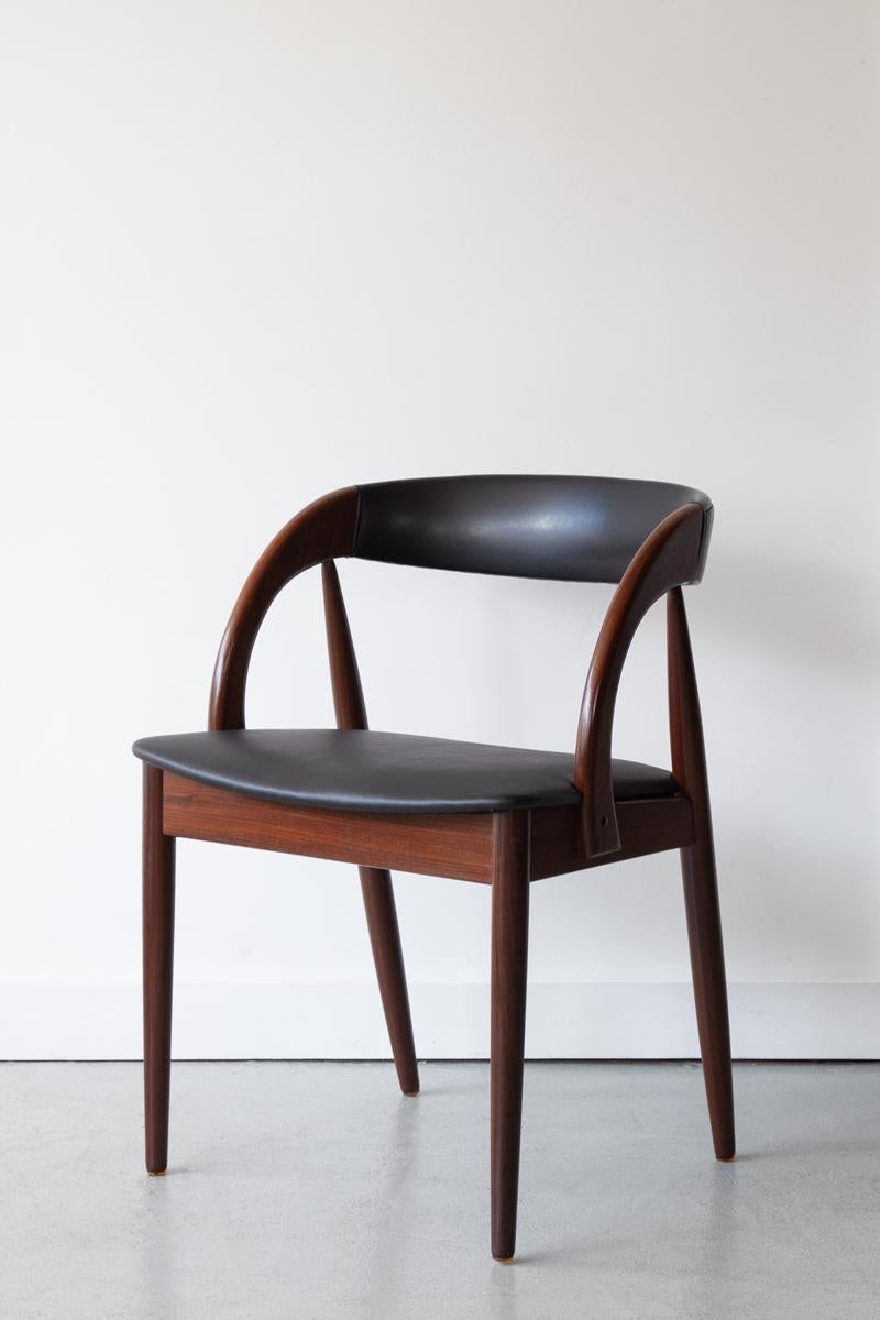 Set of Four Danish Dining Chairs by Orle Møbelfabrik In Good Condition For Sale In Bristol, GB