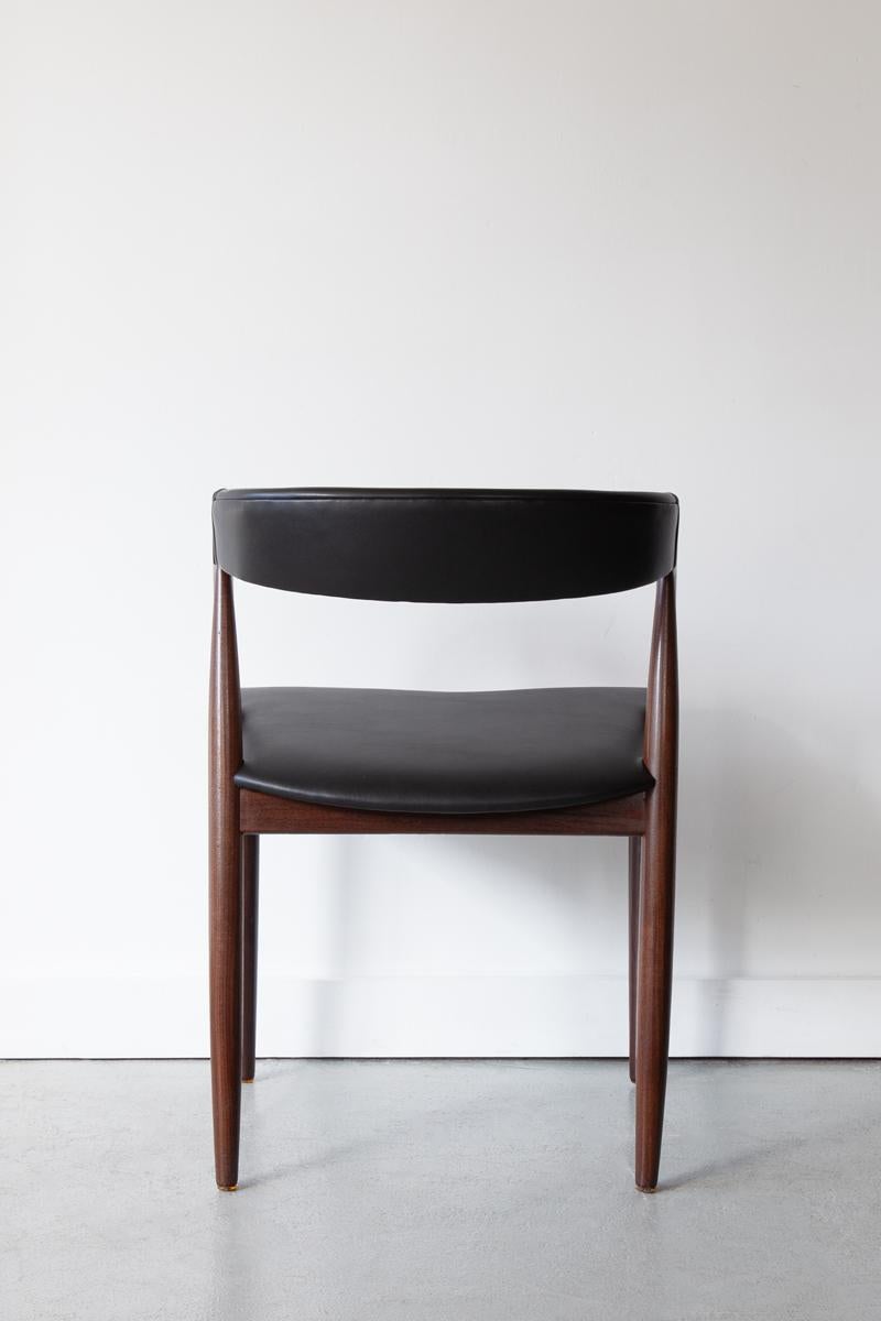 Set of Four Danish Dining Chairs by Orle Møbelfabrik For Sale 1