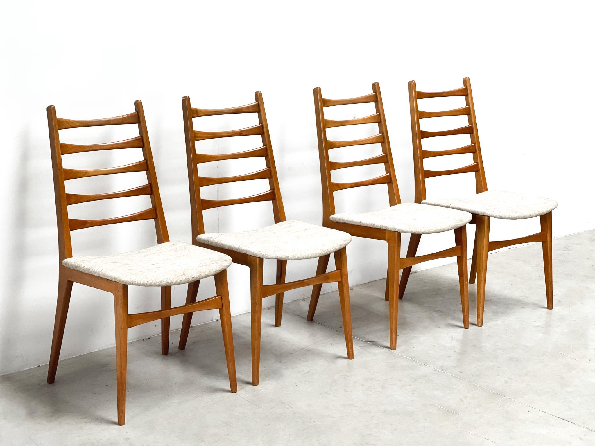 Fin du 20e siècle ensemble de quatre chaises de salle à manger danoises en vente