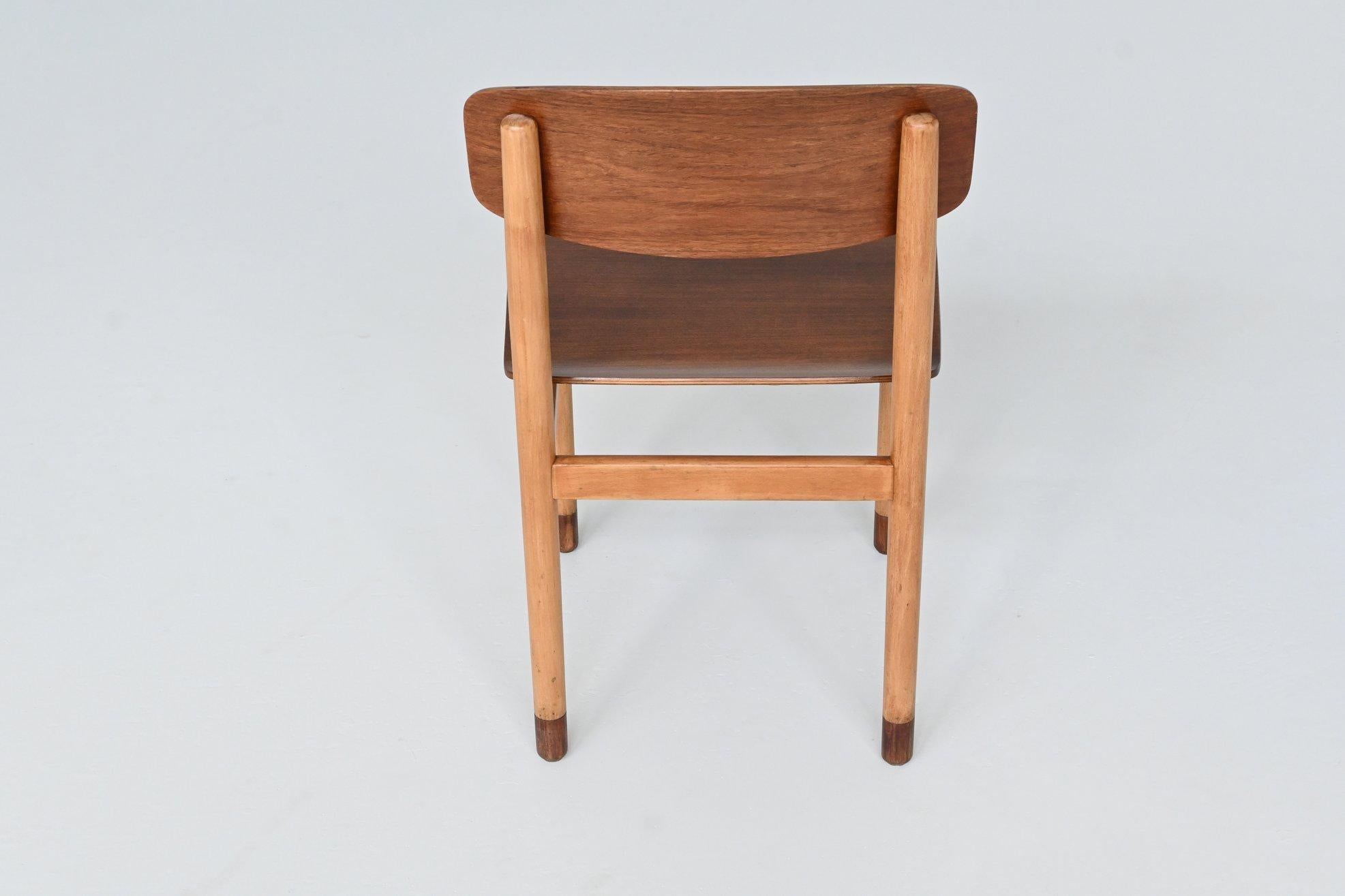 Set of four Danish dining chairs Kvetny and Sonners Stolefabrik Denmark 1960 For Sale 10