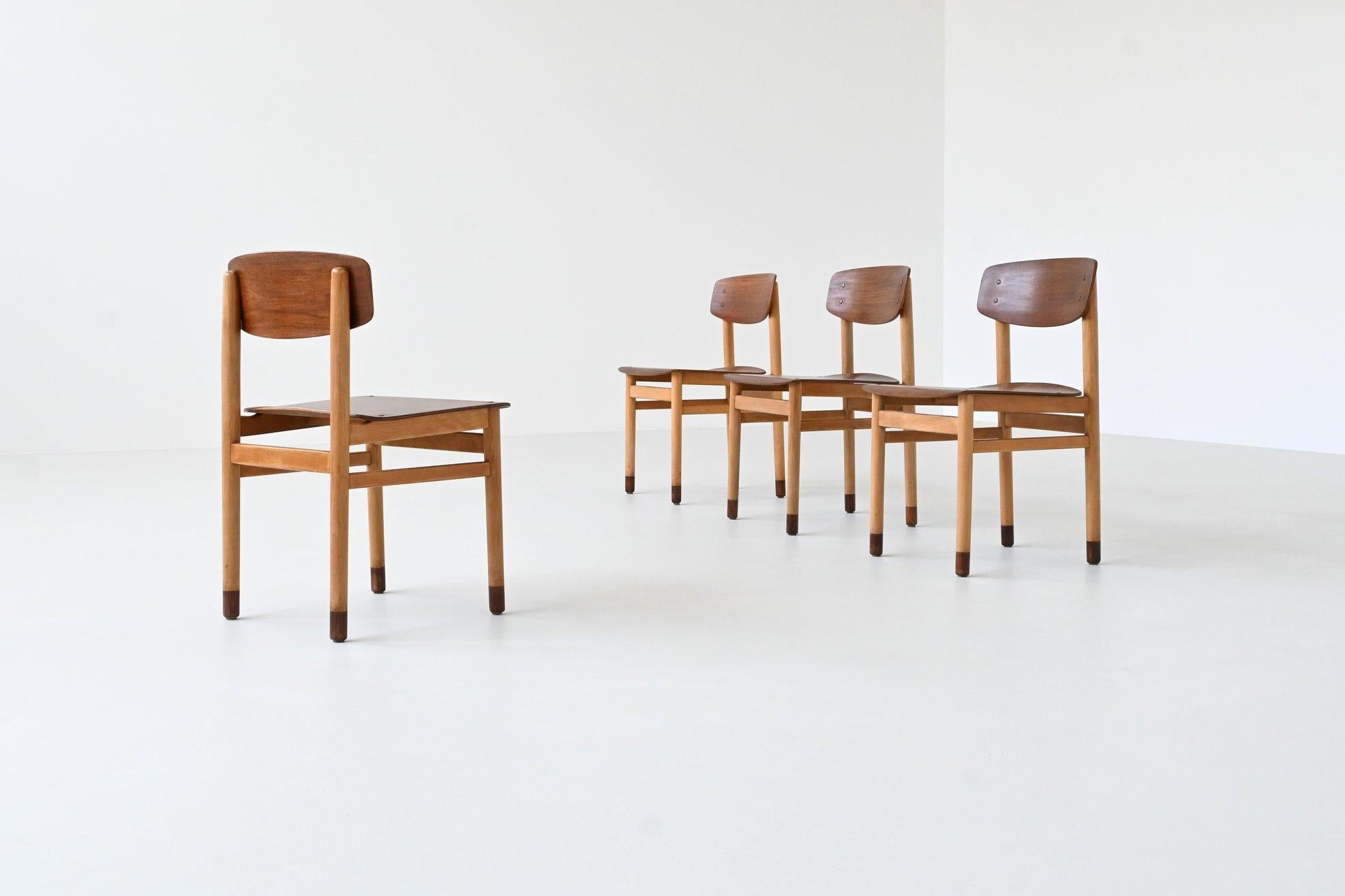 Mid-20th Century Set of four Danish dining chairs Kvetny and Sonners Stolefabrik Denmark 1960 For Sale