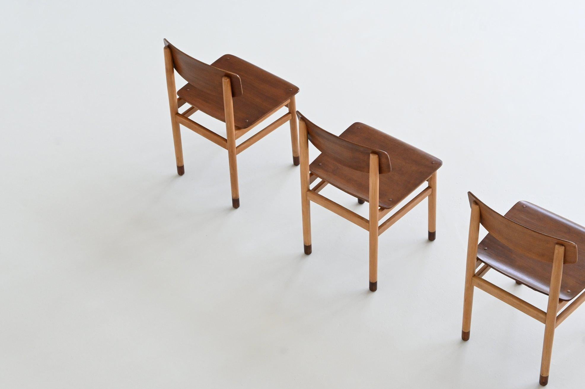 Set of four Danish dining chairs Kvetny and Sonners Stolefabrik Denmark 1960 For Sale 1