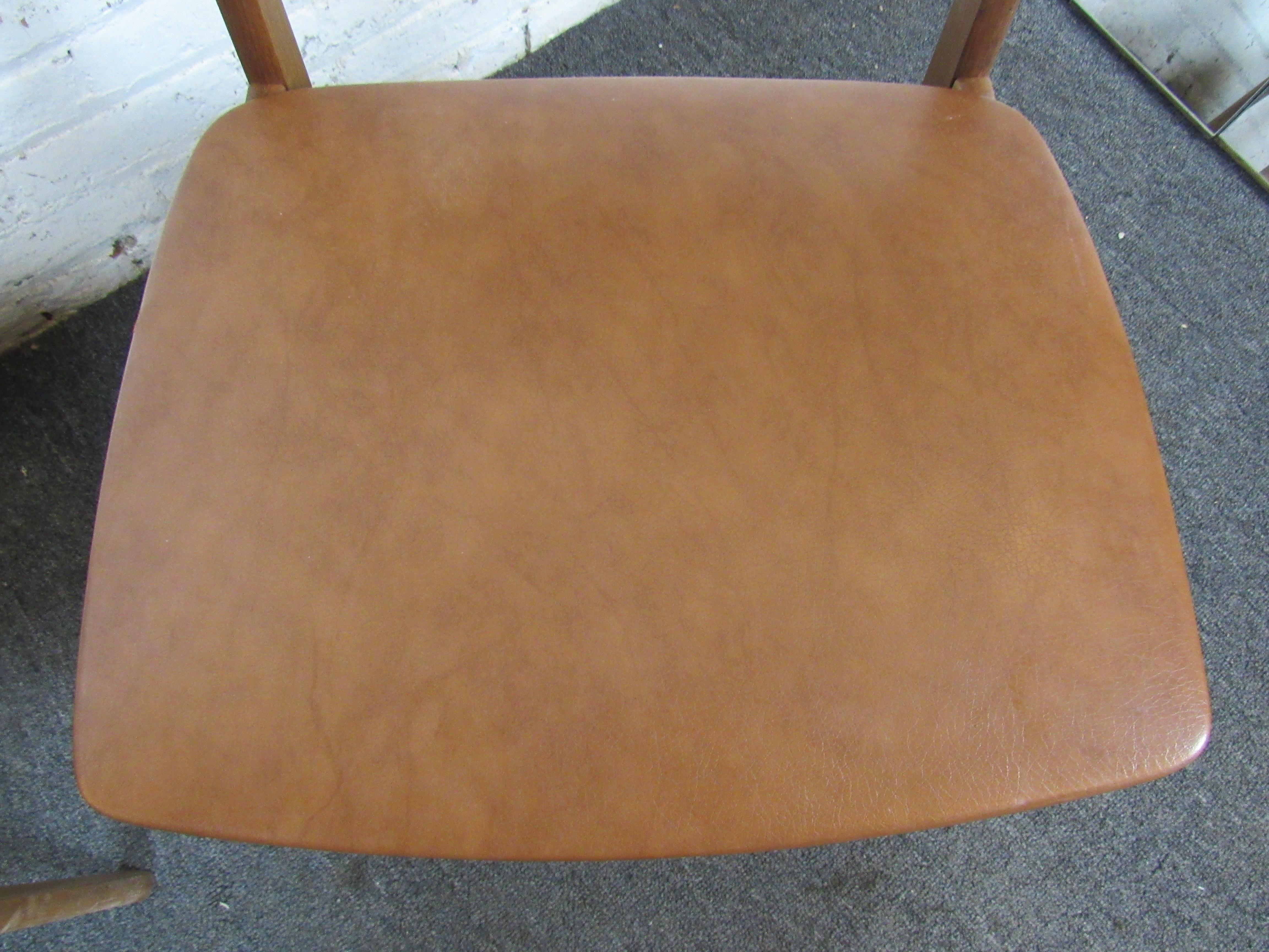 Set of Four Danish Dining Room Chairs For Sale 1