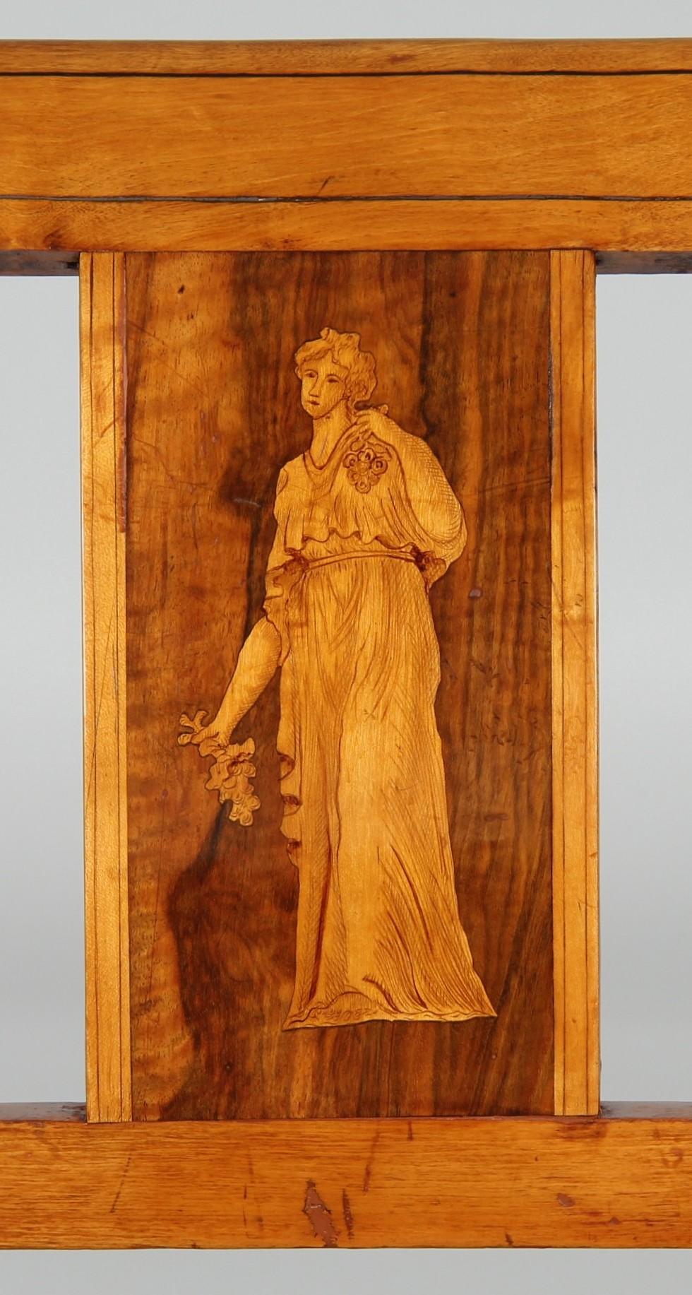 Set di quattro sedie danesi Impero o Biedermeier con intarsi, circa 1820 in vendita 3