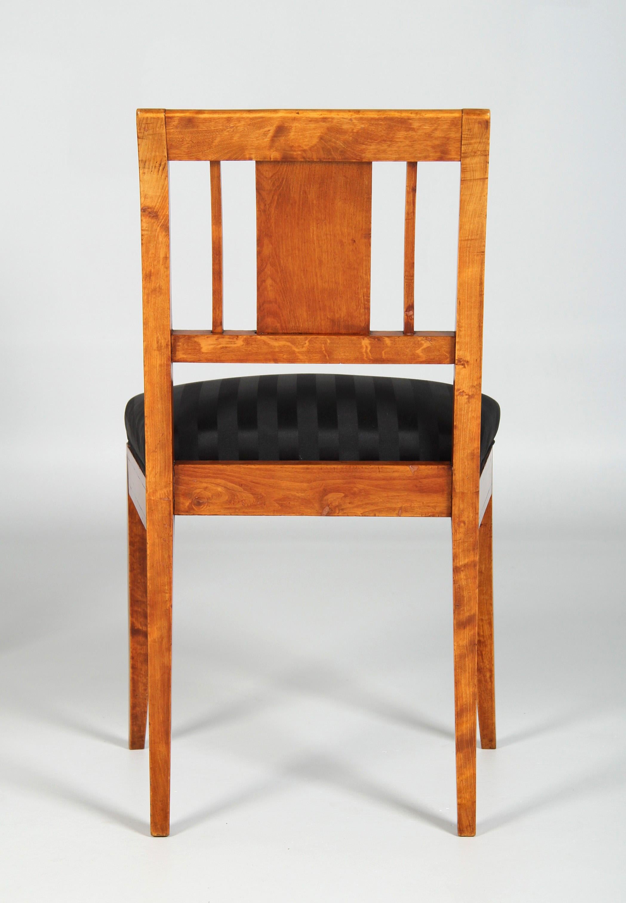 Set di quattro sedie danesi Impero o Biedermeier con intarsi, circa 1820 in vendita 8
