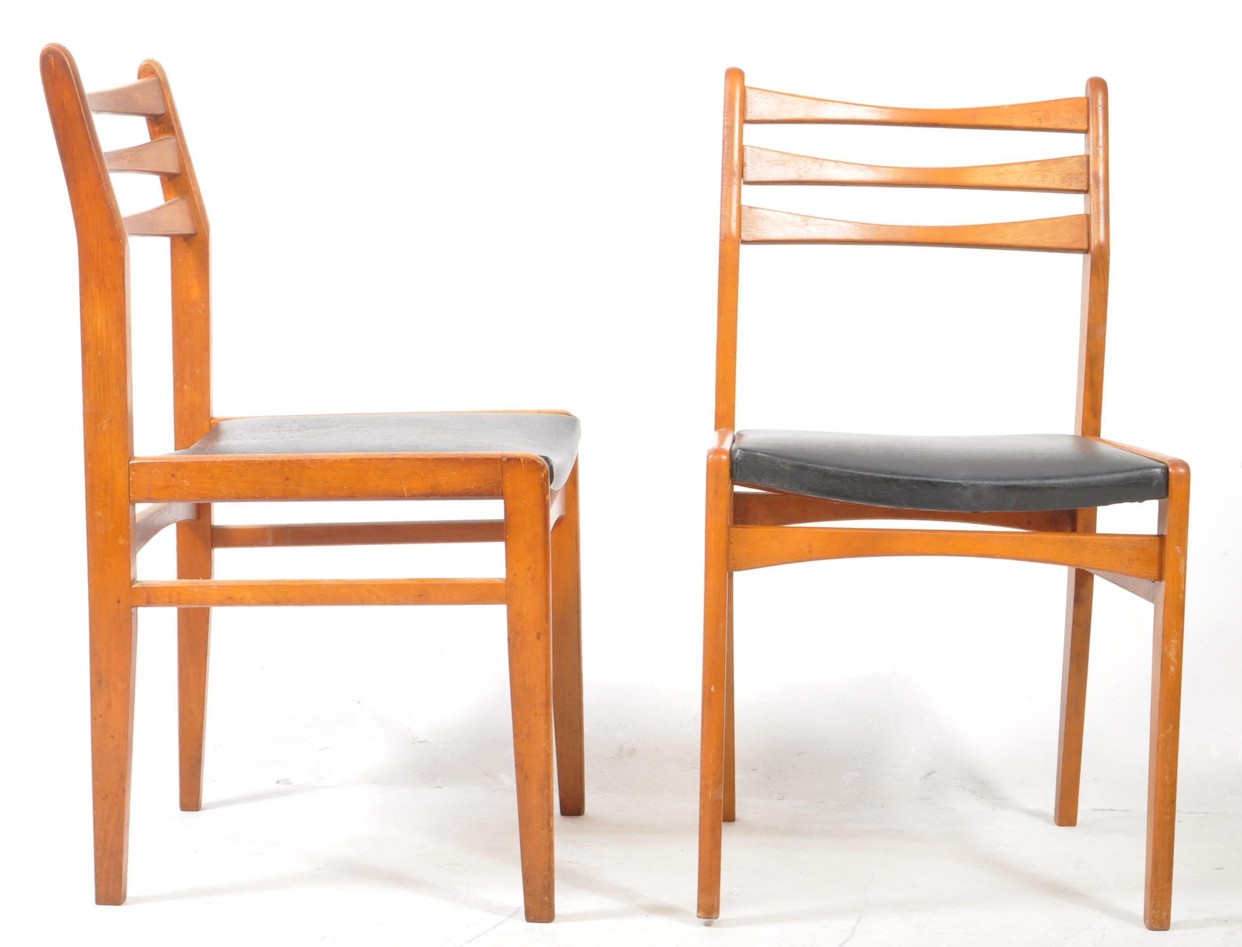 Set of Four Danish Mid Century Dining Chairs im Angebot 3