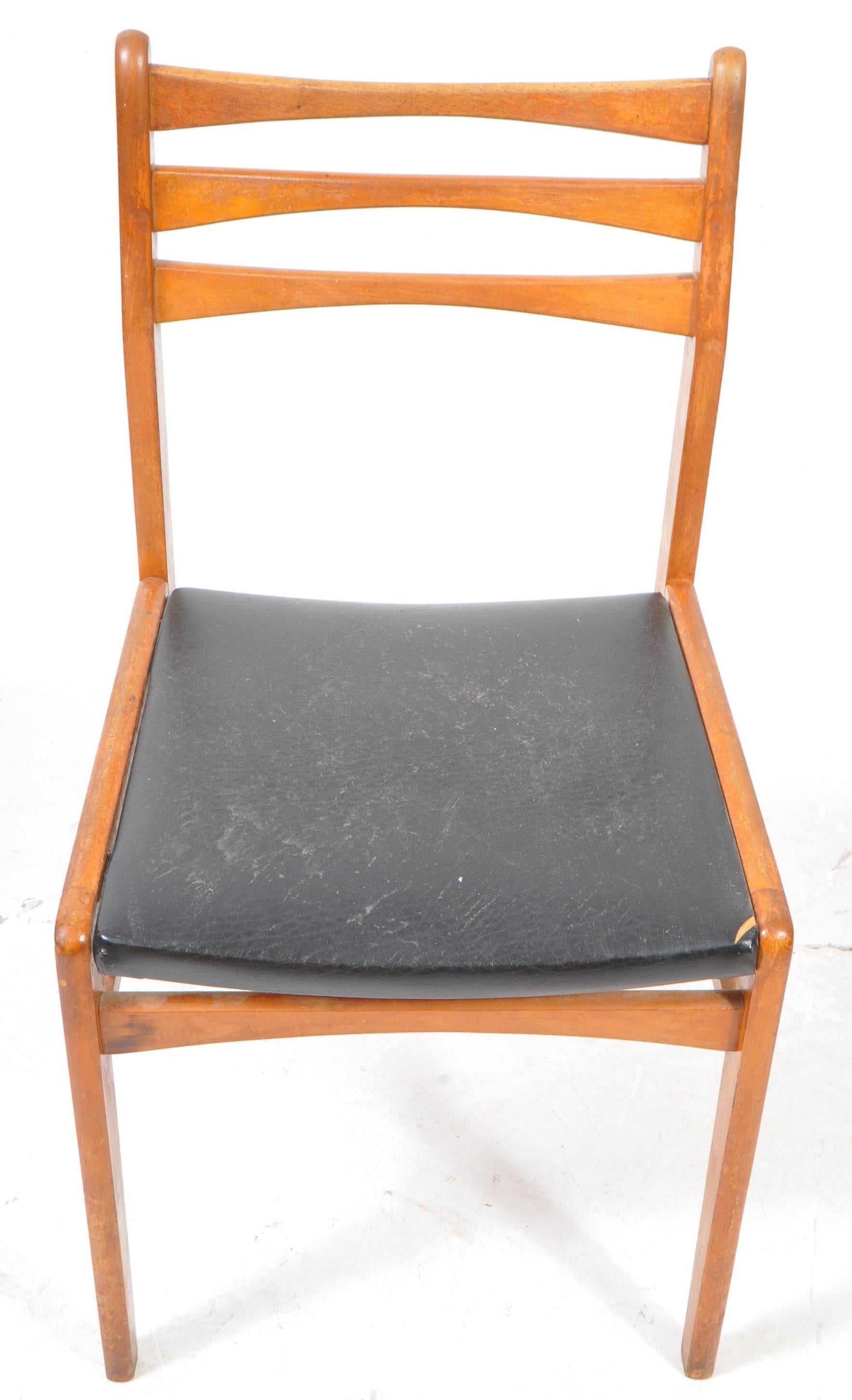 Set of Four Danish Mid Century Dining Chairs im Angebot 7