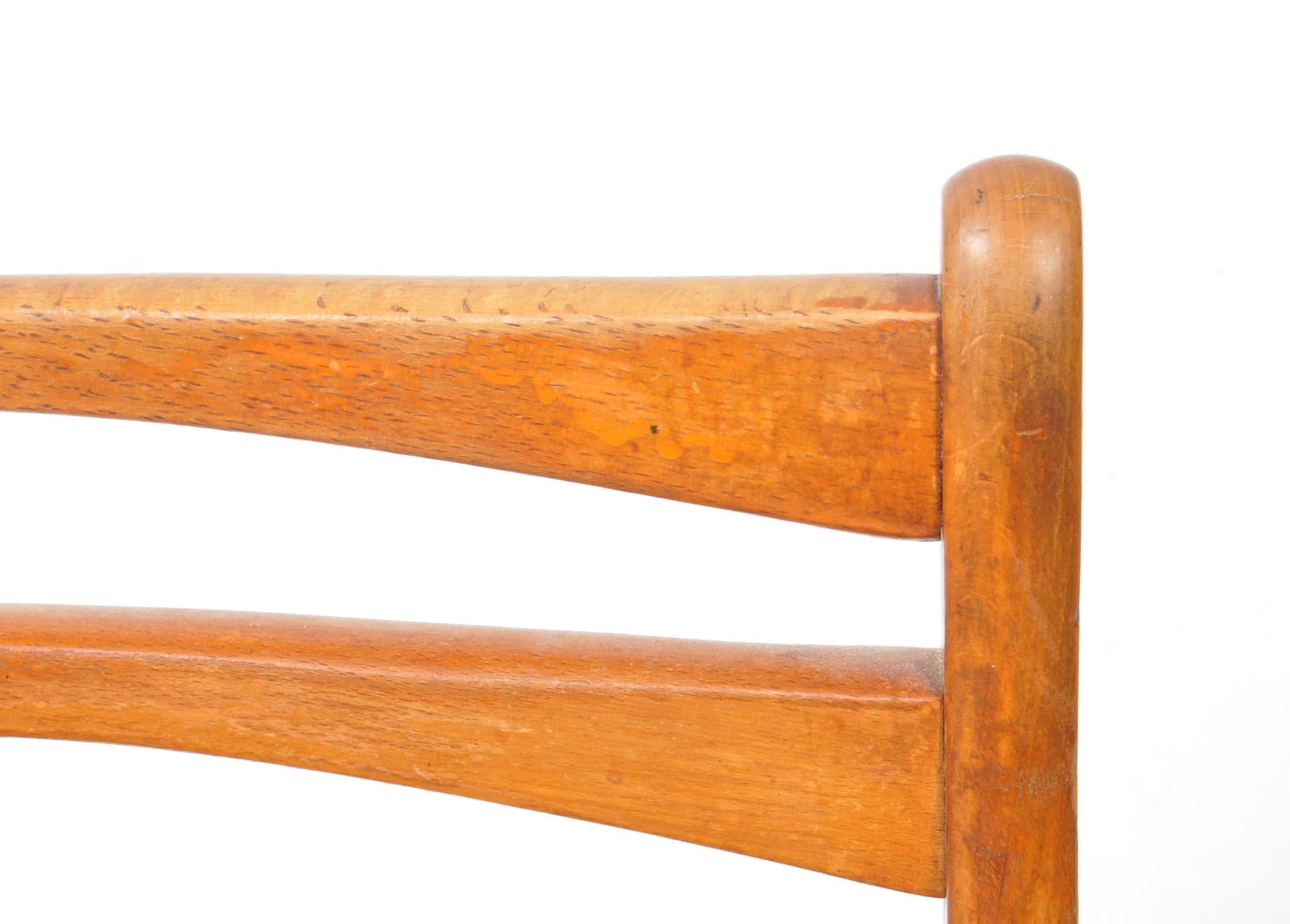 Set of Four Danish Mid Century Dining Chairs (Mitte des 20. Jahrhunderts) im Angebot