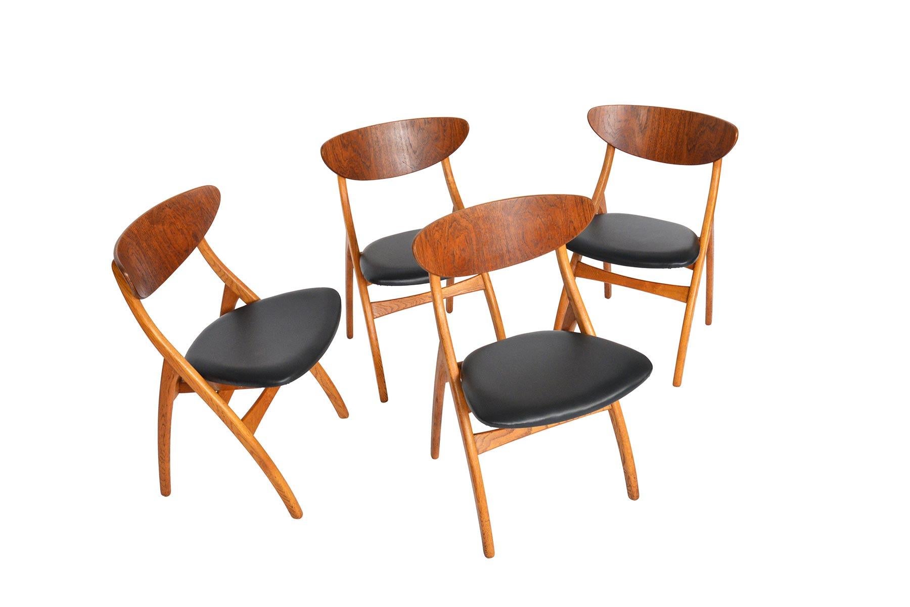 Set of Four Danish Mid-Century Modern Teak and Oak Swag Leg Dining Chairs In Good Condition In Berkeley, CA
