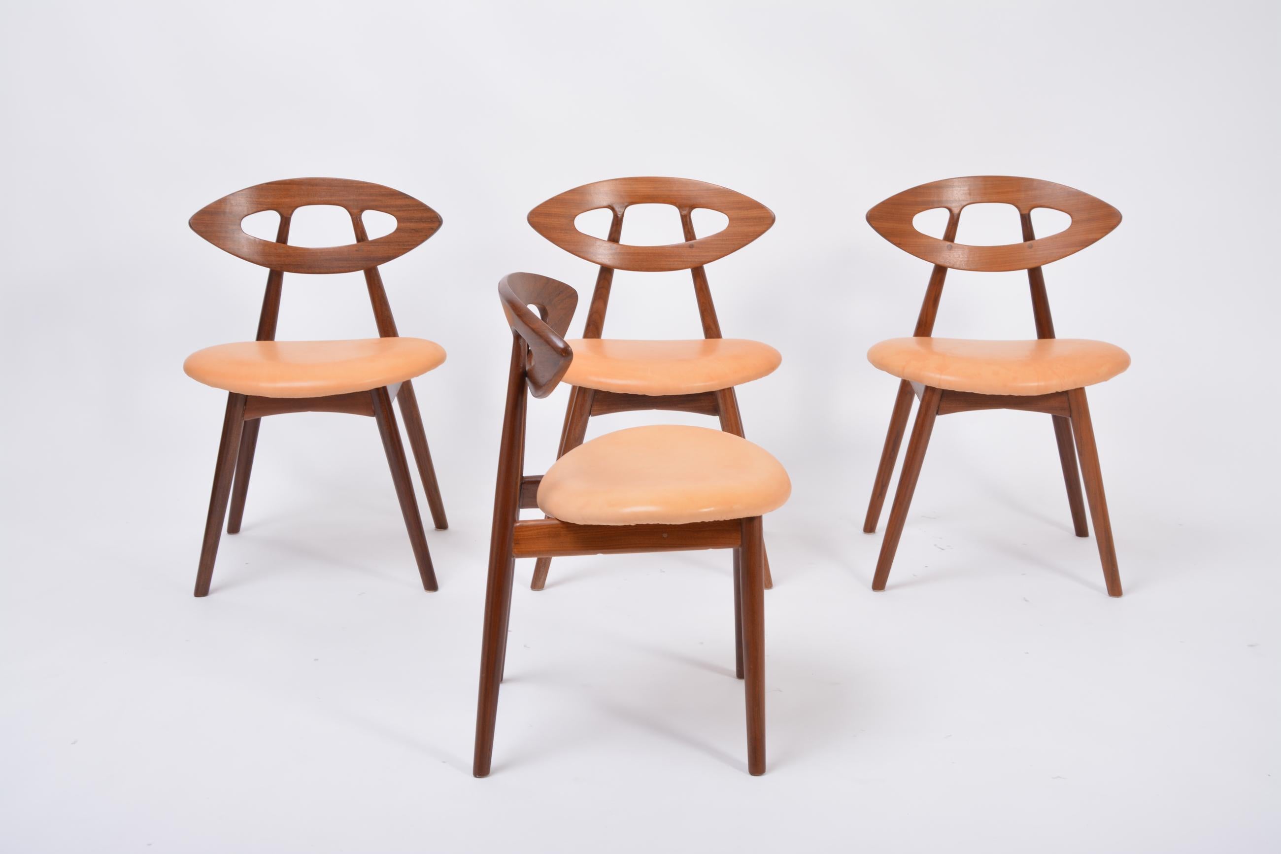 Mid-Century Modern Set of four Danish Midcentury Modern Ejvind A Johansson Eye Chairs