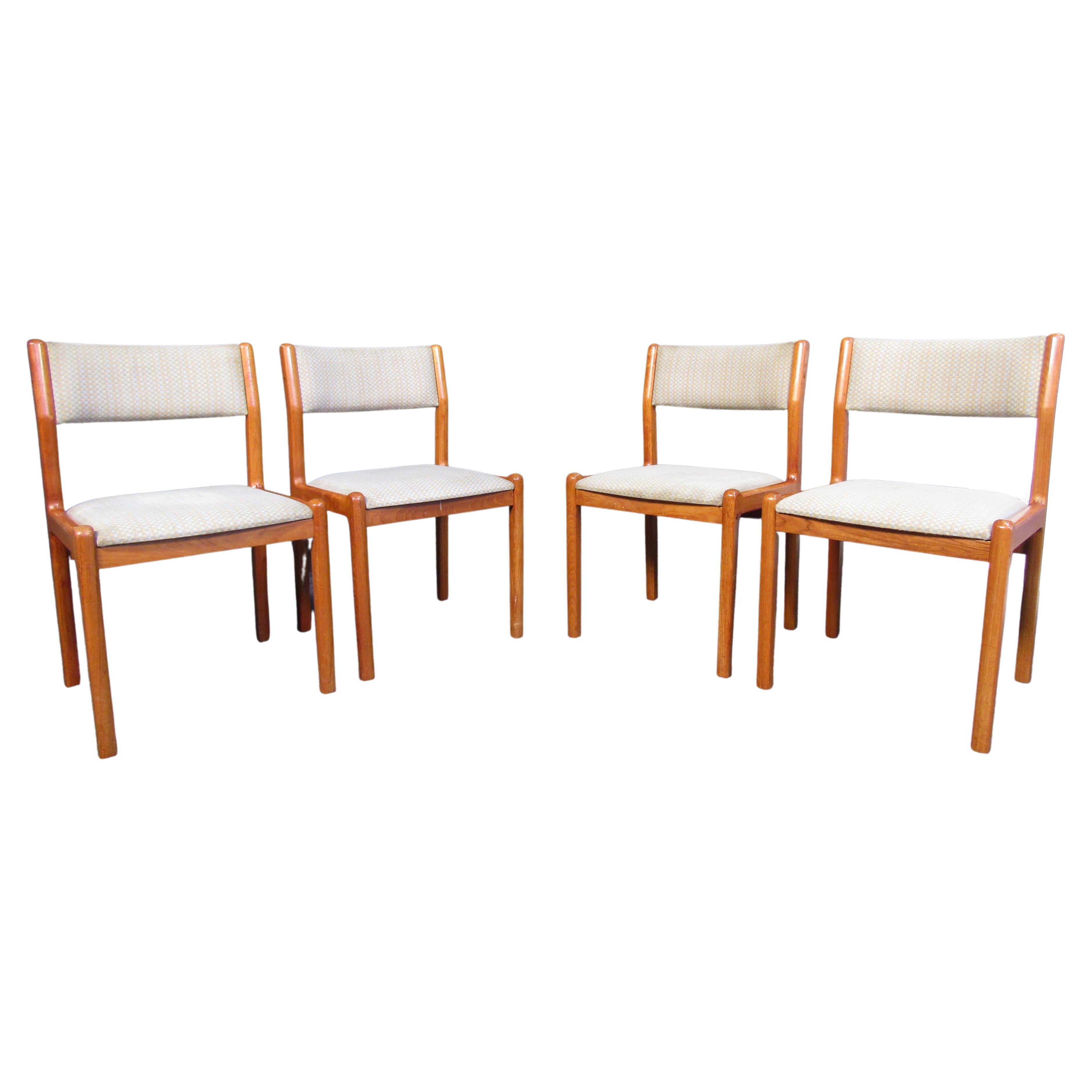 Set of Four Danish Modern Dining Chairs by J.L. Møller-højbjerg For Sale