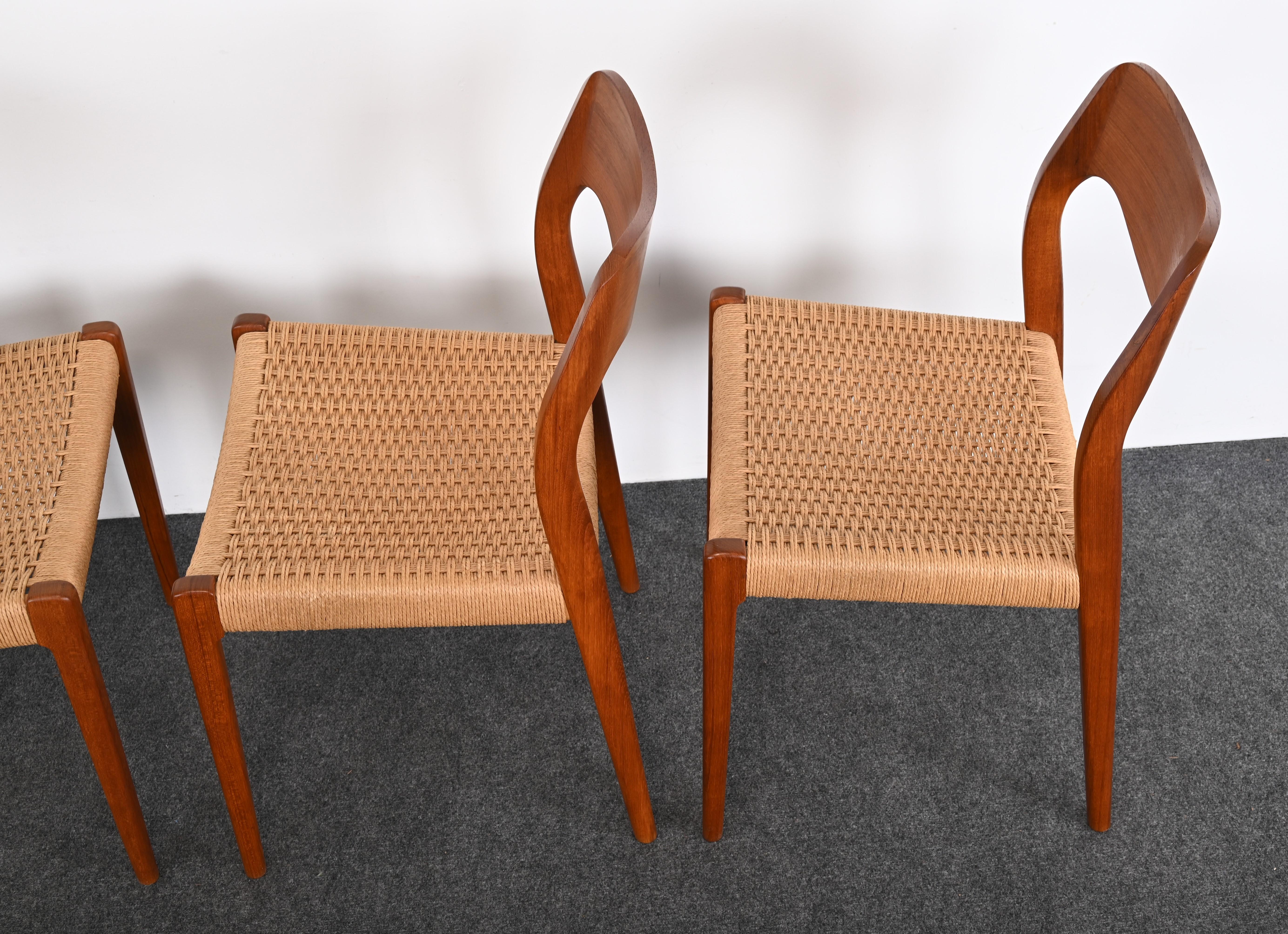 Set of Four Danish Modern Dining Chairs Model 71 for Niels Otto Moller, 1960s 6