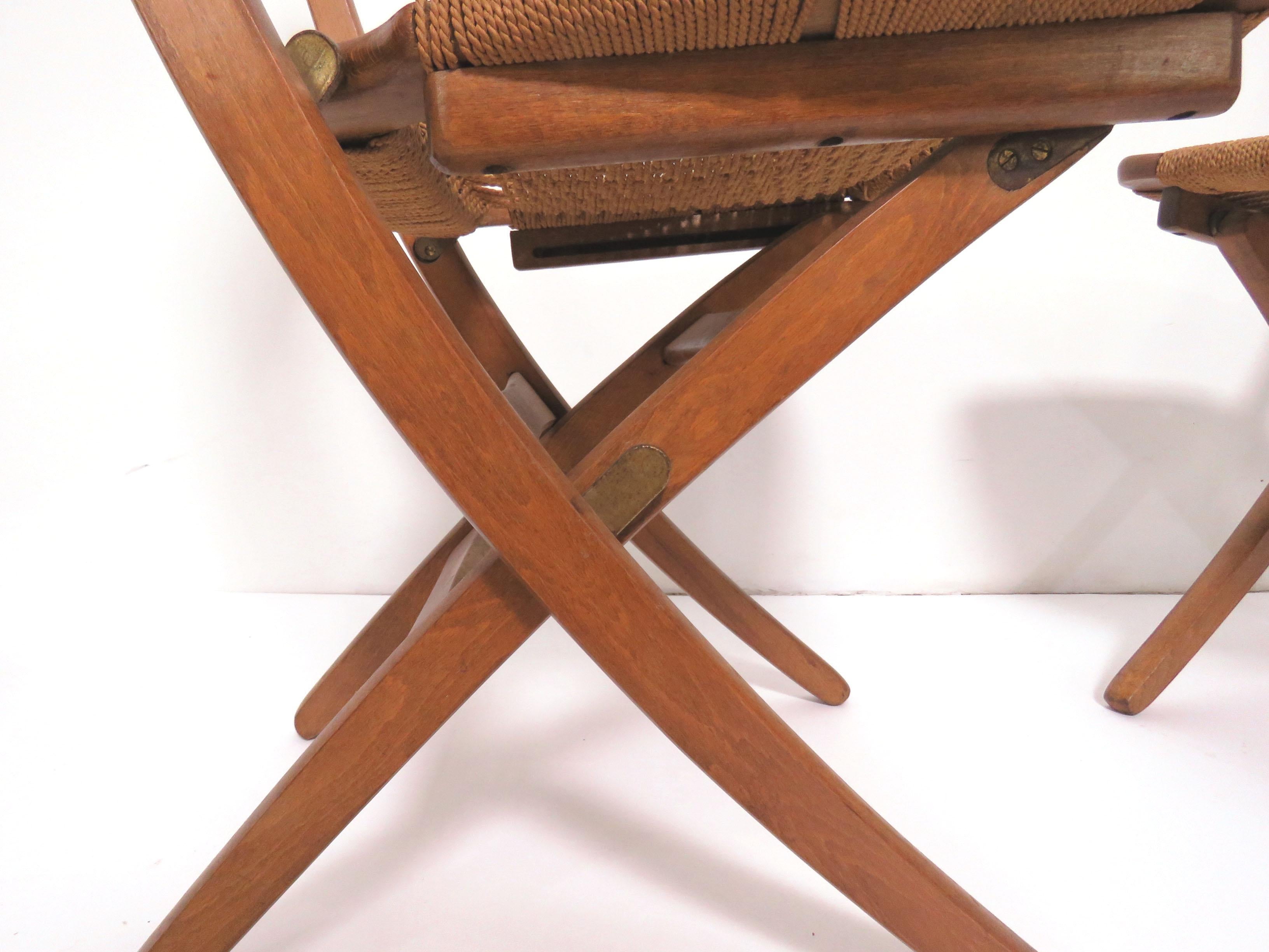 Set of Four Danish Modern Folding Teak and Rope Dining Side Chairs, circa 1960s In Good Condition In Peabody, MA
