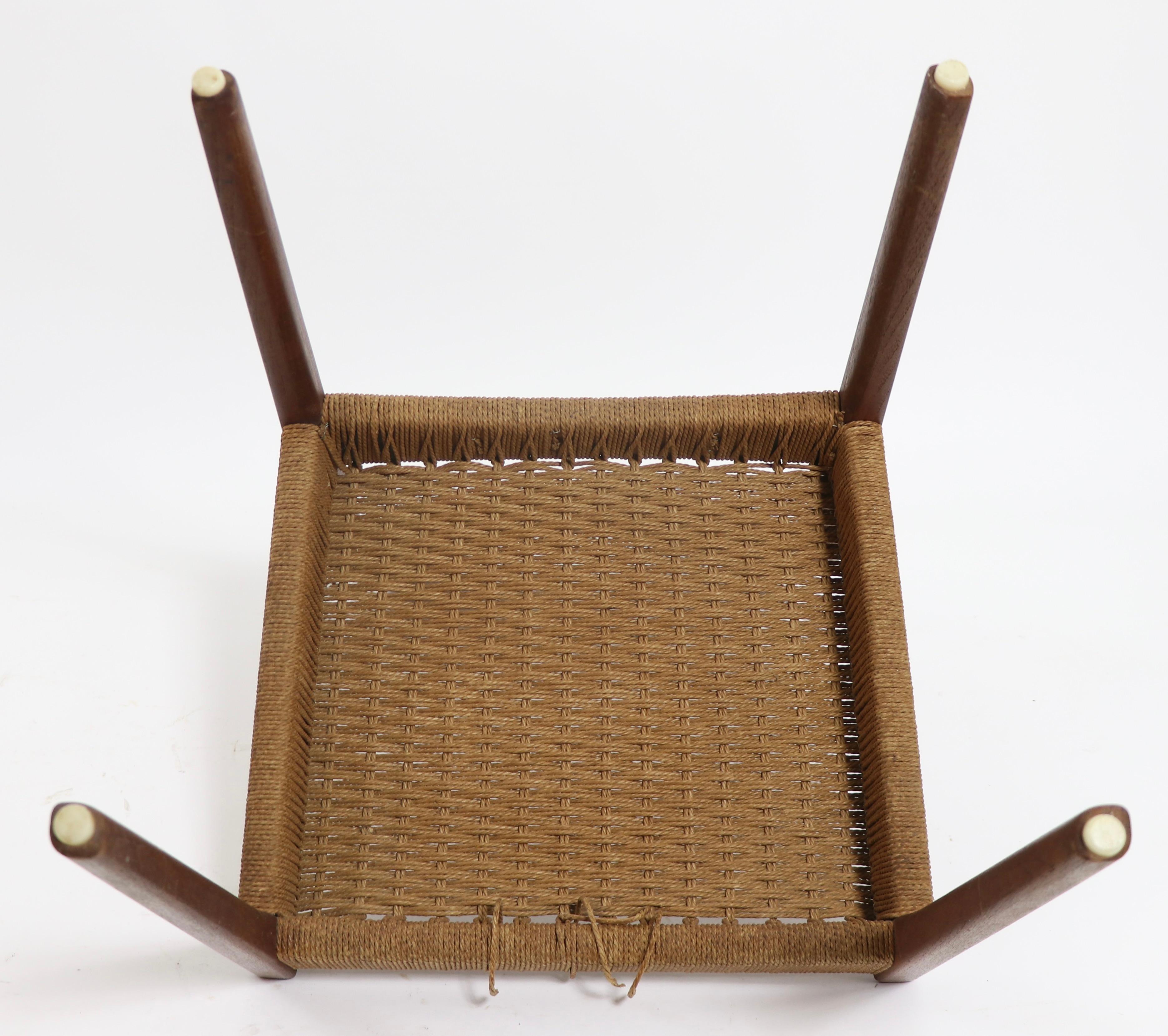 Set of Four Danish Modern Hovmand Olsen for Mogens Kold Dining Chairs as is For Sale 2
