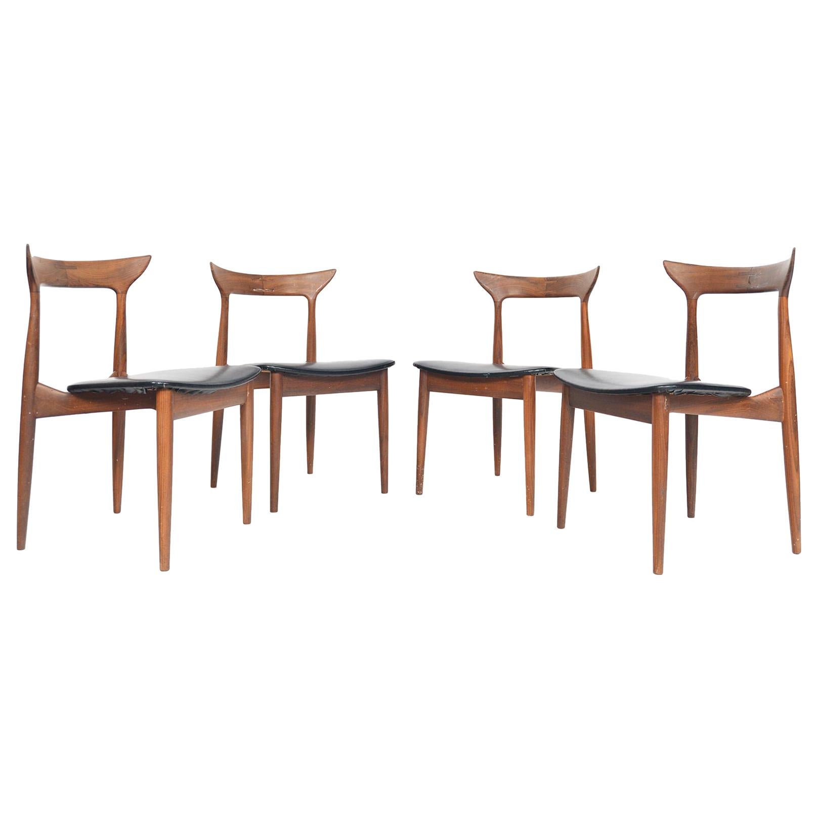 Set of Four Danish Modern Midcentury Dining Chairs in Walnut