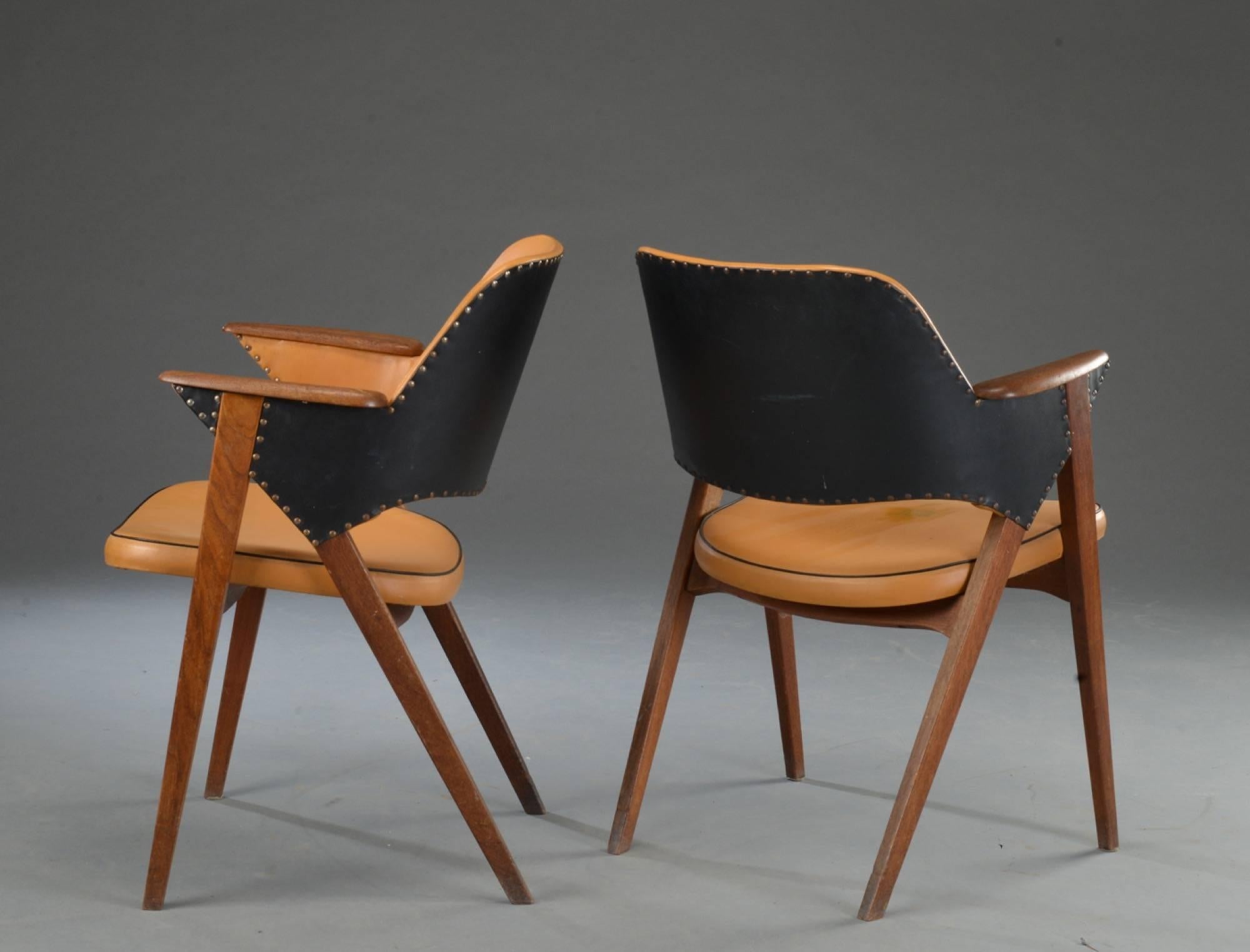 Mid-Century Modern Set of Four Danish Modern Midcentury Teak Armchairs For Sale