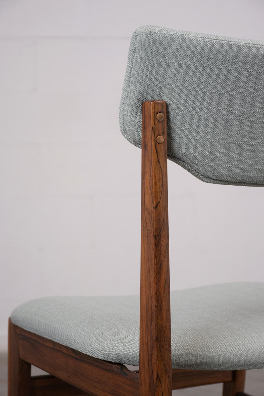 Milieu du XXe siècle Ensemble de chaises à manger danoises en palissandre:: de style moderne du milieu du siècle dernier