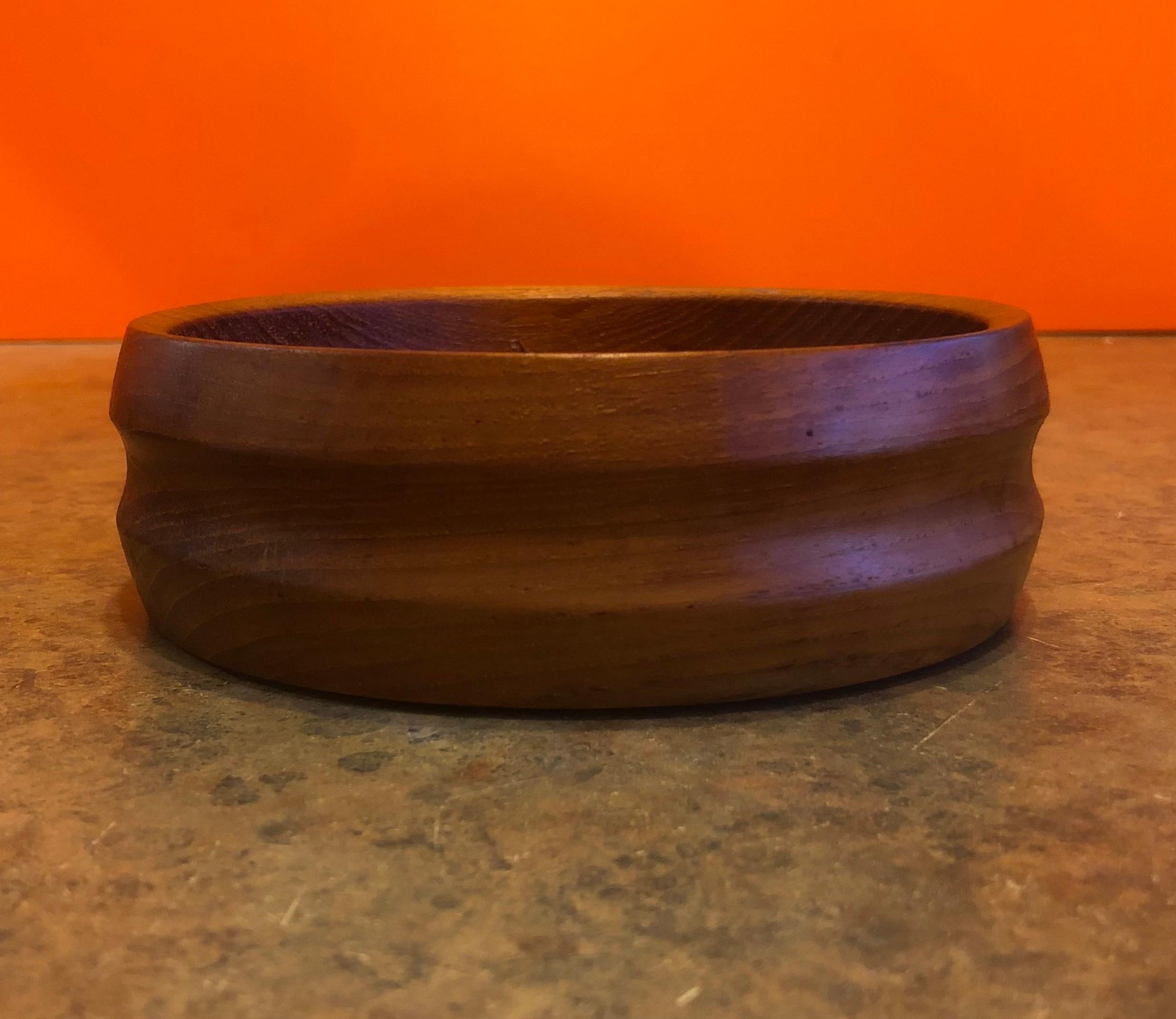 Set of Four Danish Modern Staved Teak Salad Bowls by Jens Quistgaard for Dansk 2