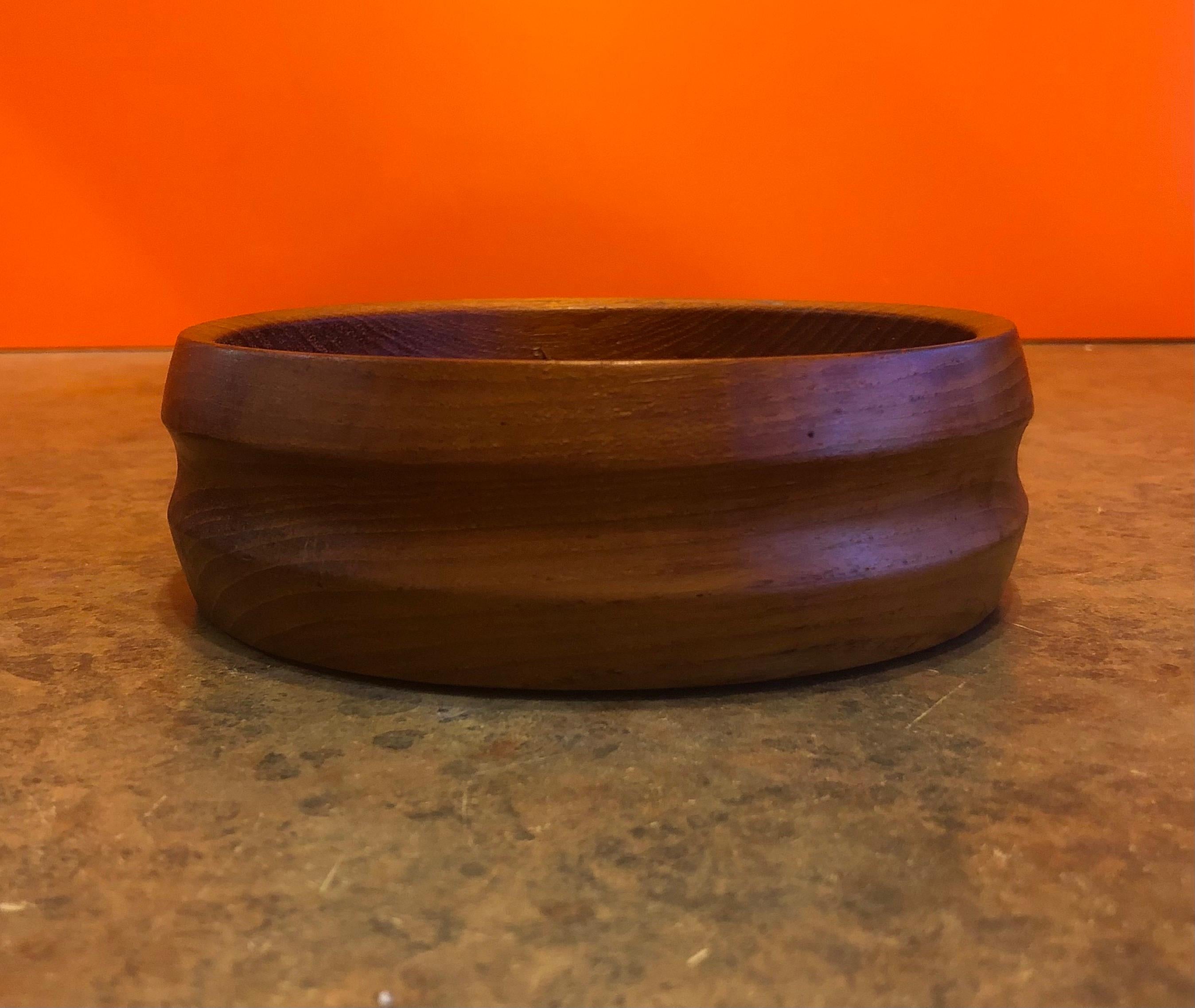 Set of Four Danish Modern Staved Teak Salad Bowls by Jens Quistgaard for Dansk 3