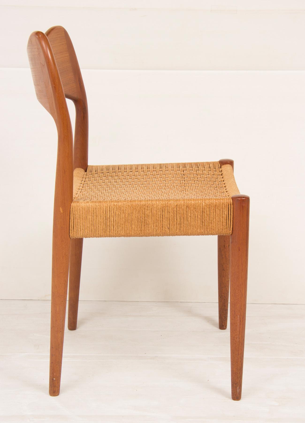Mid-Century Modern Set of Four Danish Teak Chairs by Arne Hovmand Olsen for Mogens Kold