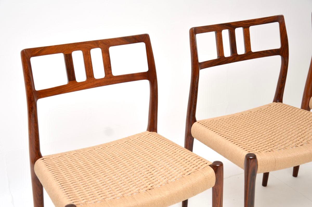 Metà XX secolo Set of Four Danish Vintage Model 79 Chairs by Niels Moller in vendita