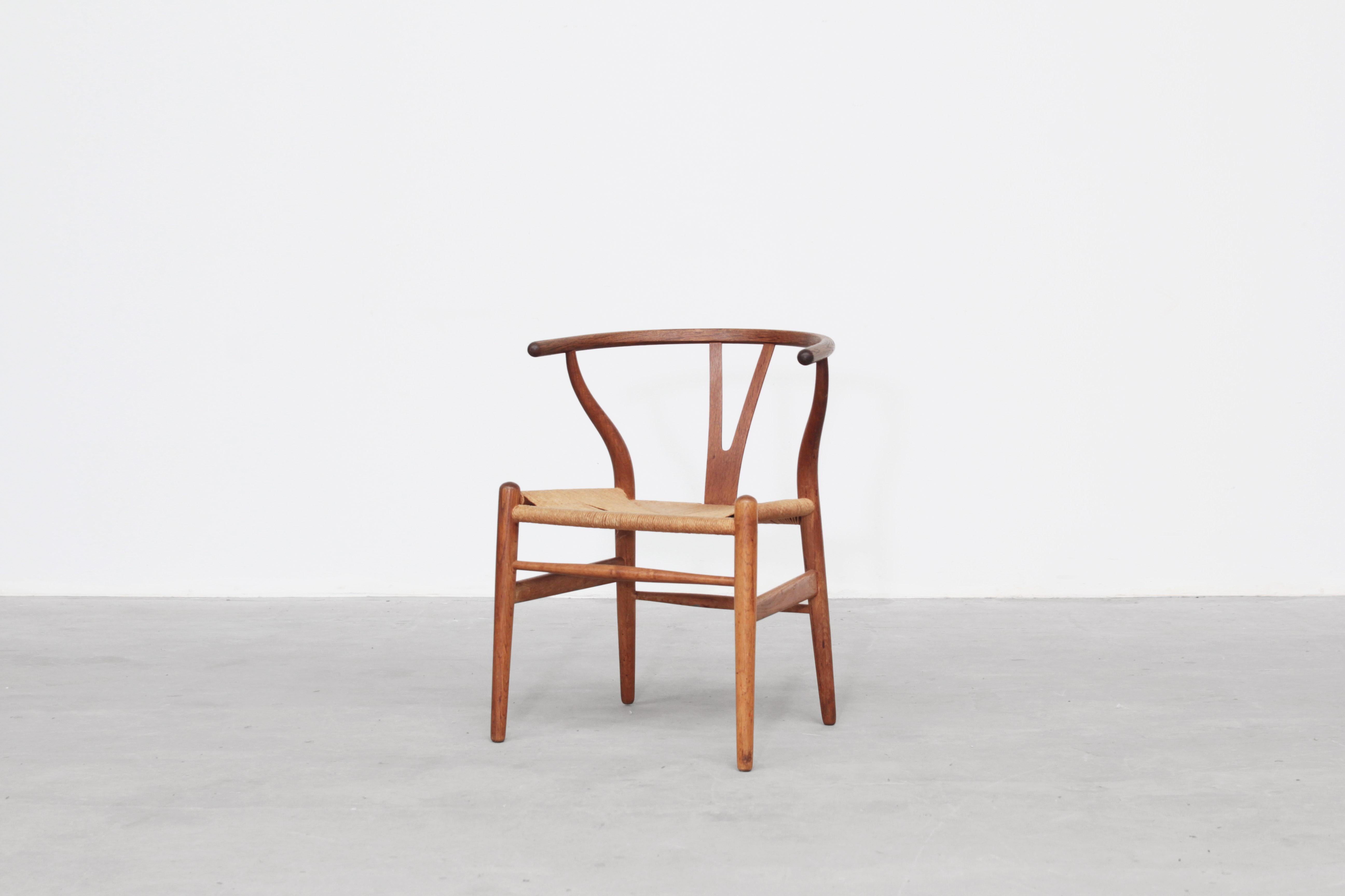 Set of Four Danish Wishbone Chairs CH 24 by Hans J. Wegner for Carl Hansen Oak 1