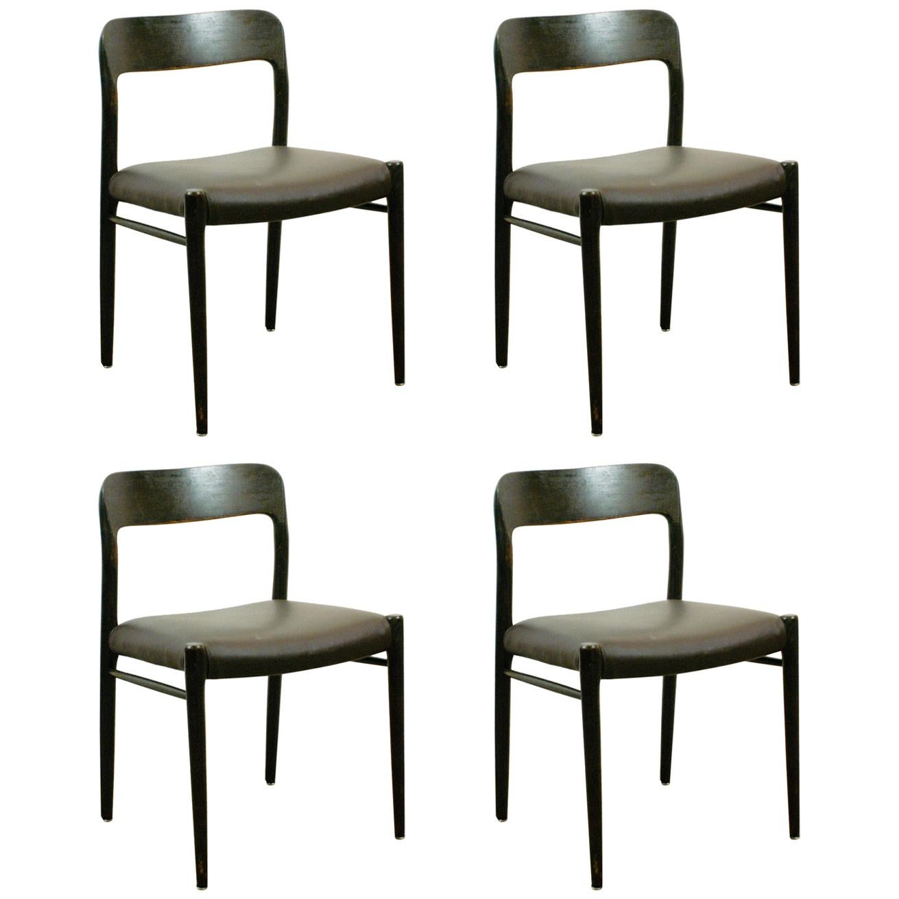 Set of Four Dark Brown Scandinavian Mod 75 Oak Dining Chairs by Niels Møller